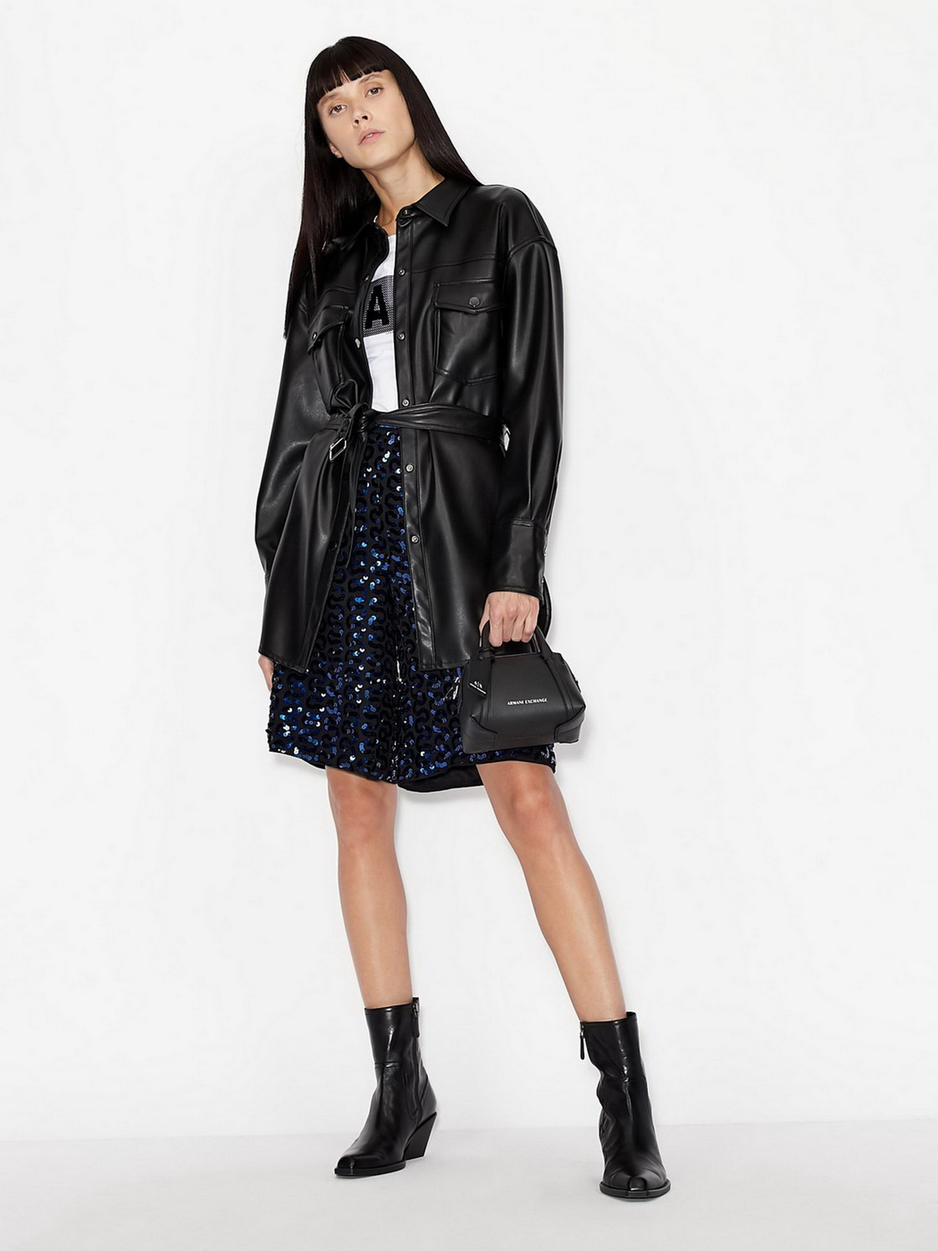 Повсякденні шорти Armani Exchange модель 6KYS46-YN3BZ-15AN Фото