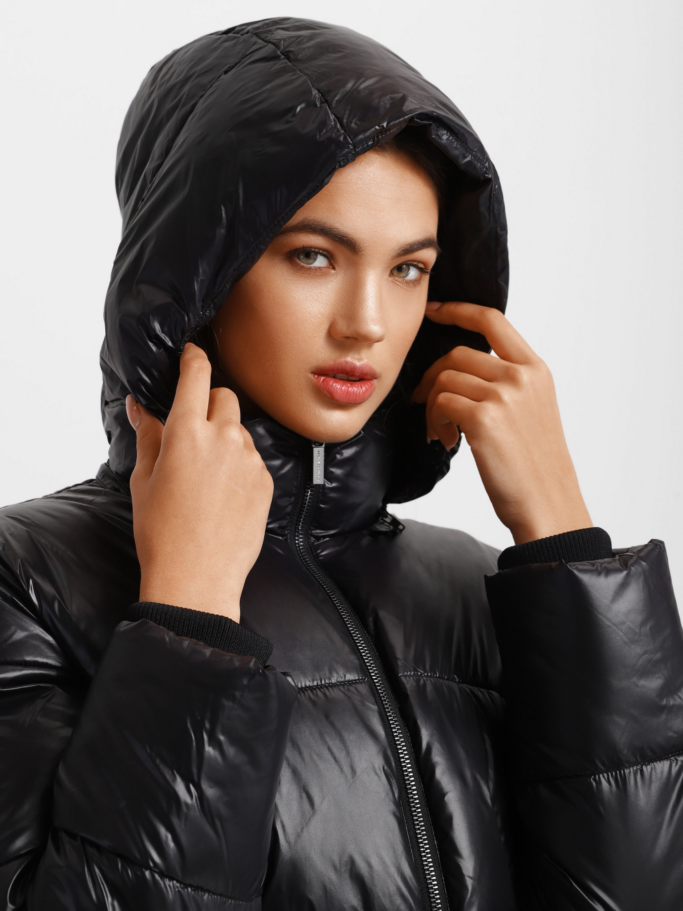 Пуховик Armani Exchange модель 3LYB47-YNYNZ-1200 Фото