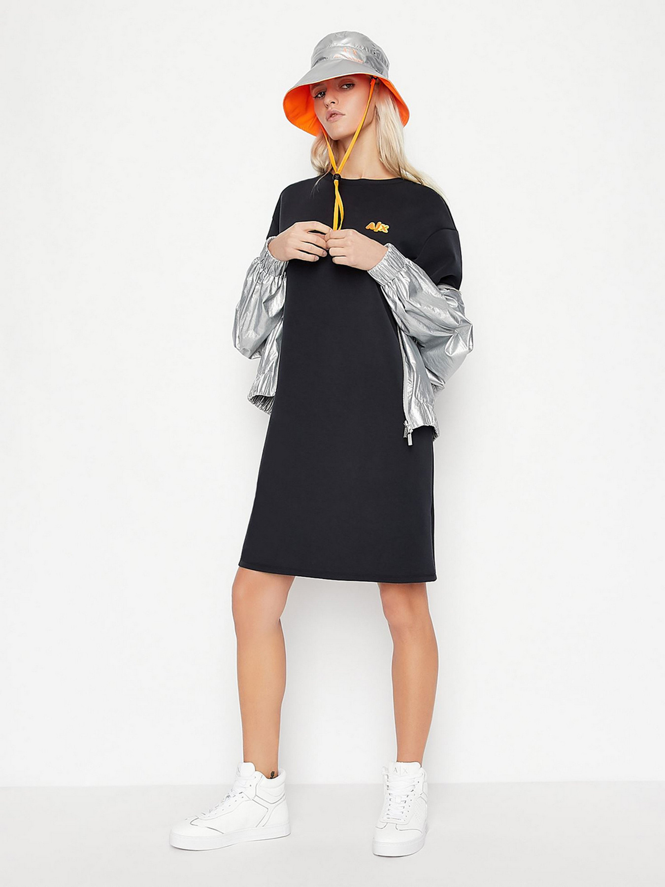 Платье-футболка Armani Exchange модель 3LYA89-YJ3XZ-1200 Фото