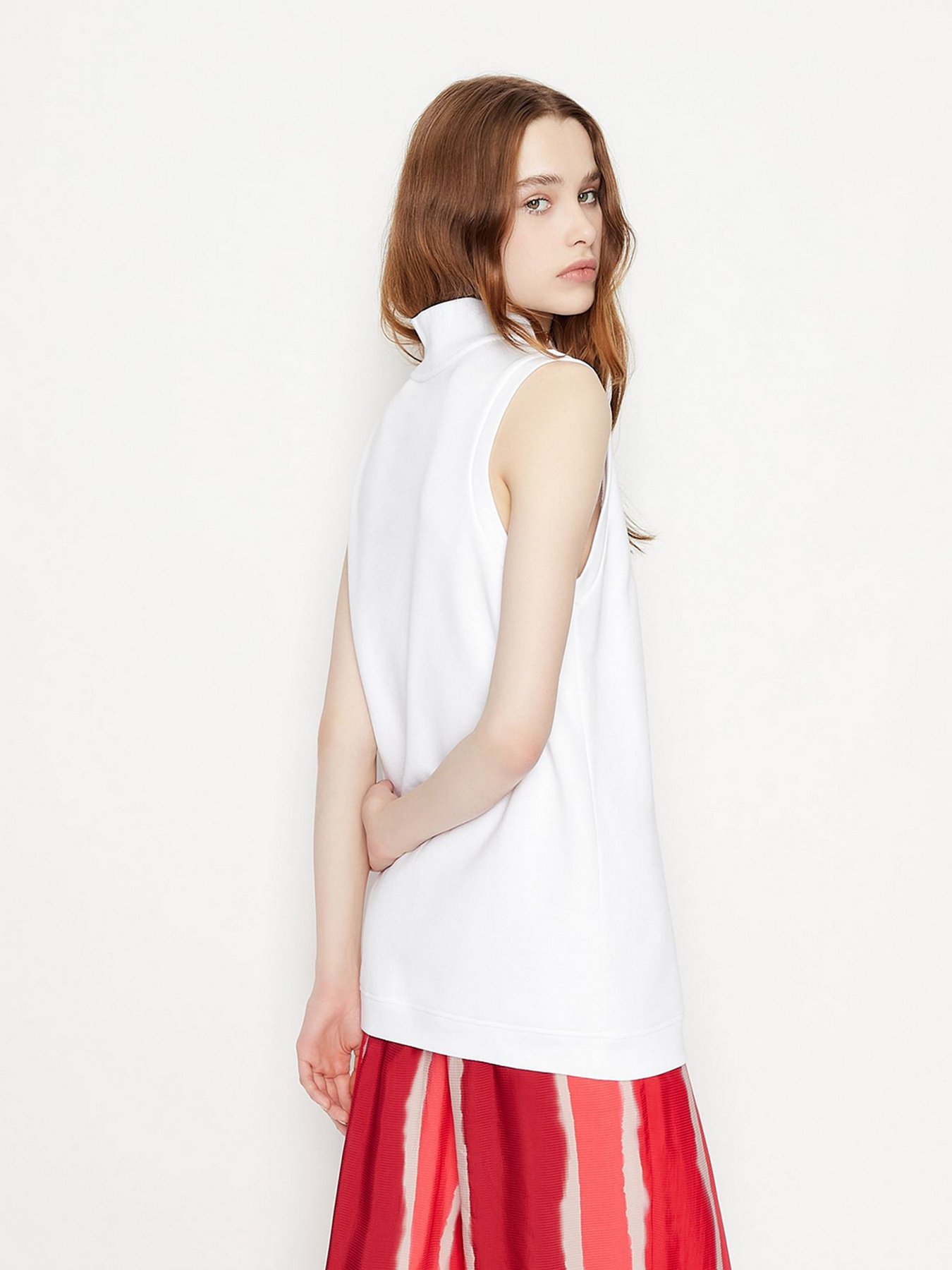 Майка Armani Exchange модель 3LYM86-YJ4XZ-1100 Фото