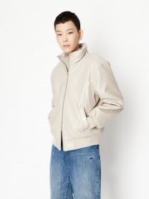 Бомбер Armani Exchange модель 6LYB09-YN4HZ-1768 Бомбер Armani Exchange модель 6LYB09-YN4HZ-1768 Фото