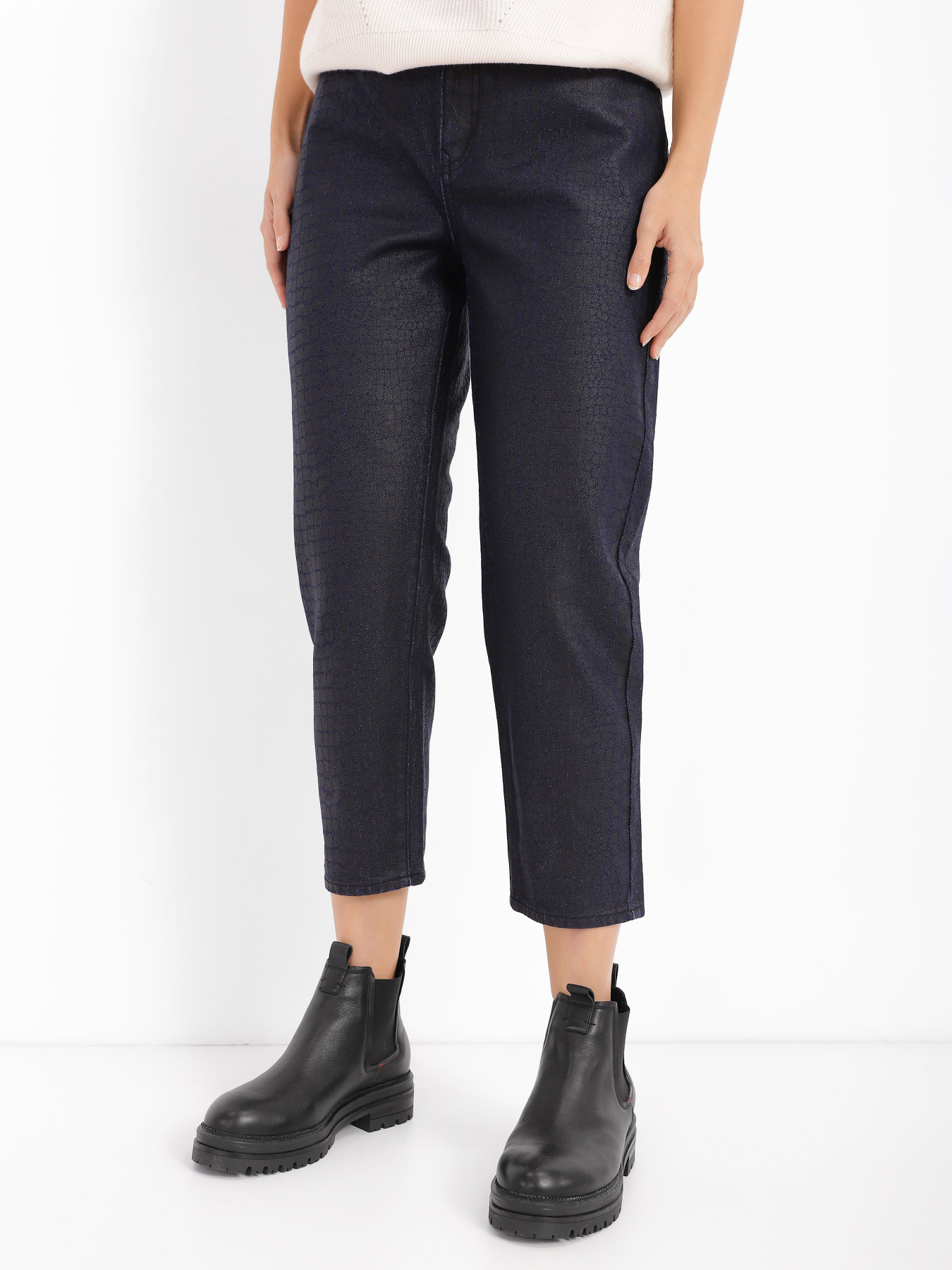 Джинсы мом Armani Exchange J16 модель 6LYJ16-Y1HTZ-1500 Фото