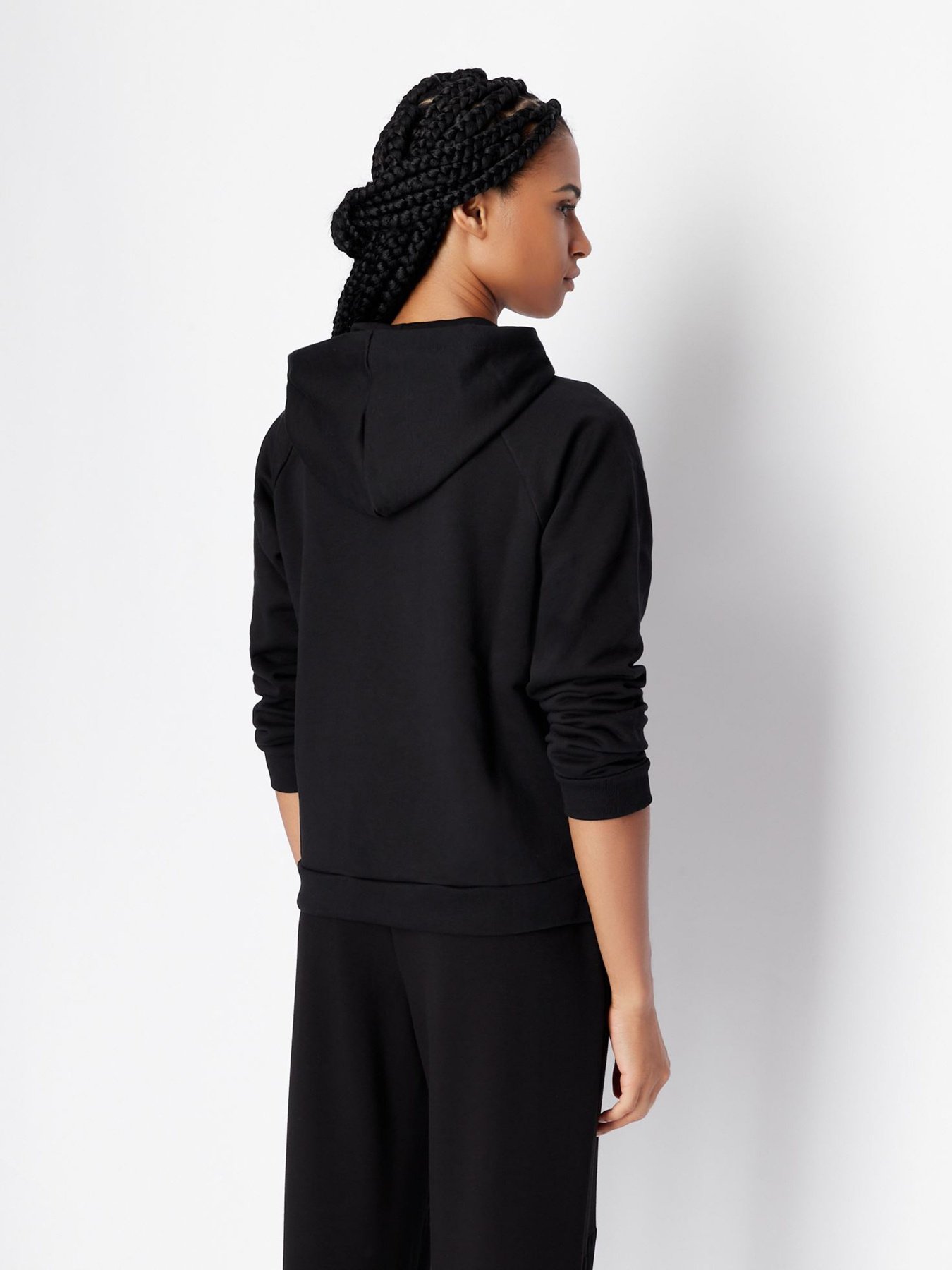 Худи Armani Exchange You.me.us. модель 6LYM27-YJ5VZ-1200 Худи Armani Exchange You.me.us. модель 6LYM27-YJ5VZ-1200 Фото