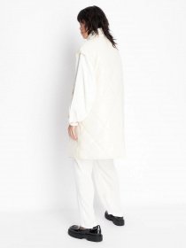 Утеплений жилет Armani Exchange модель 6LYQ08-YNVZZ-1130 Утеплений жилет Armani Exchange модель 6LYQ08-YNVZZ-1130 Фото