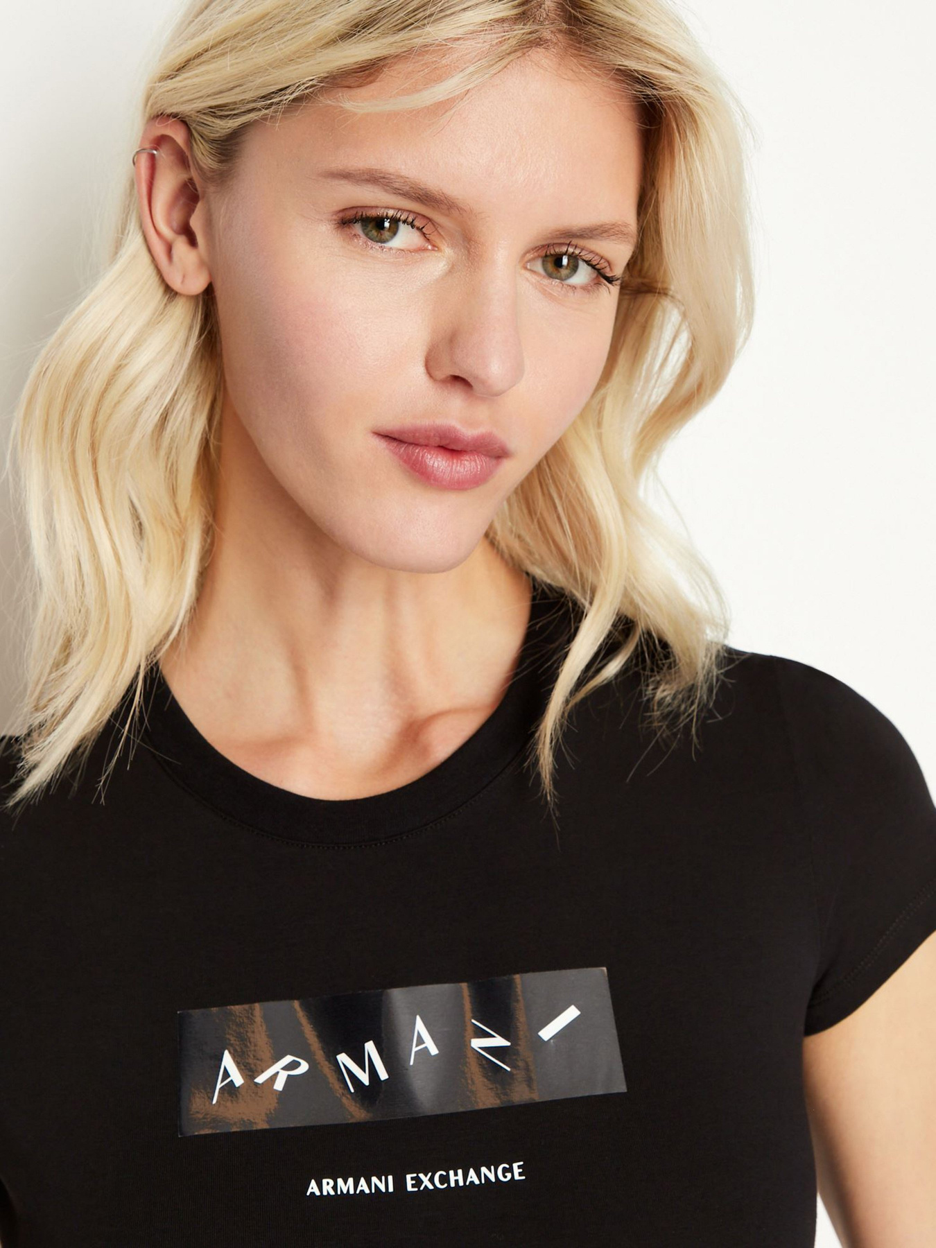 Футболка Armani Exchange модель 6LYT15-YJ5UZ-1200 Фото