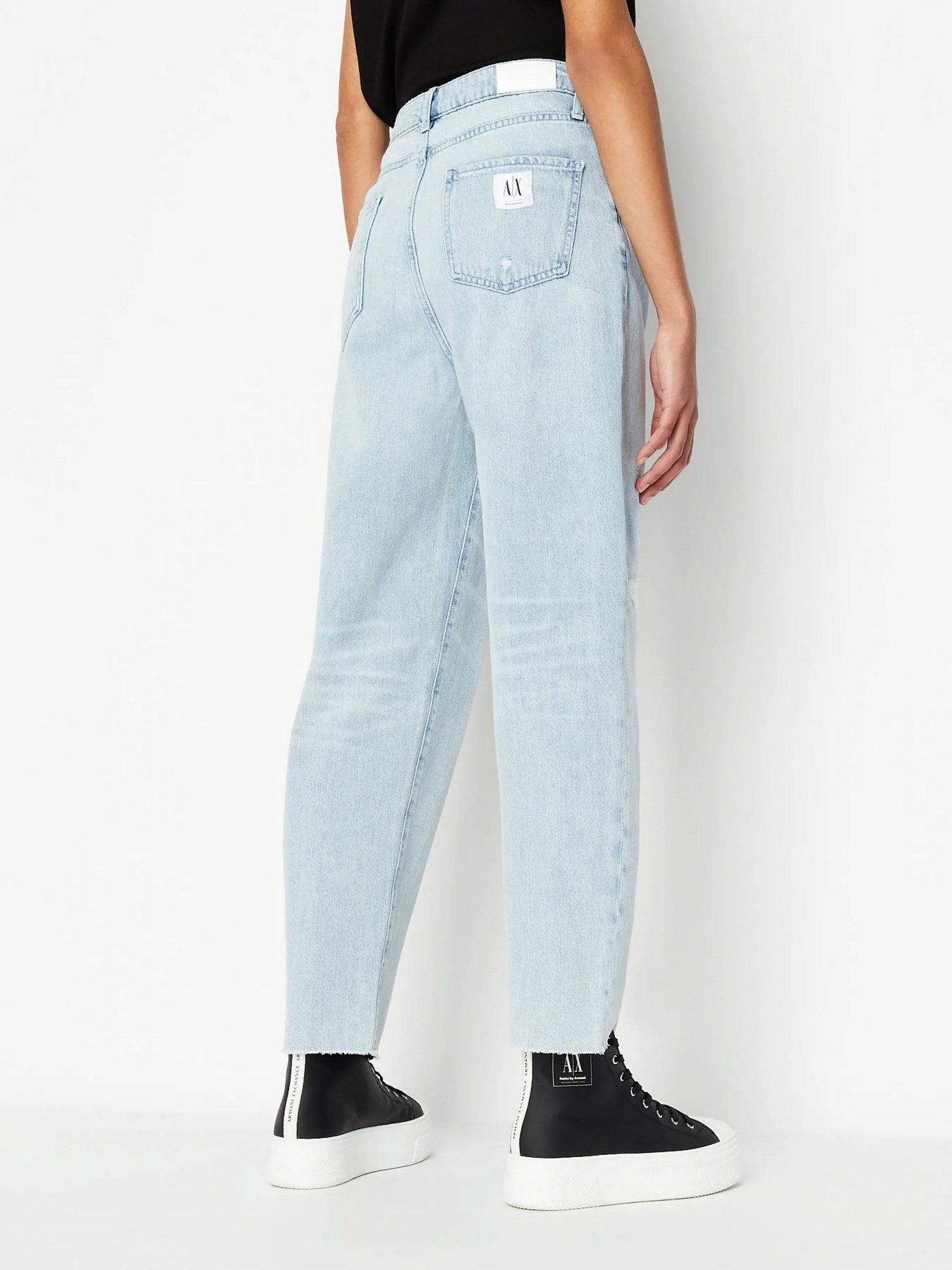 Прямі джинси Armani Exchange модель 3RYJ81-Y1NRZ-1500 Прямі джинси Armani Exchange модель 3RYJ81-Y1NRZ-1500 Фото