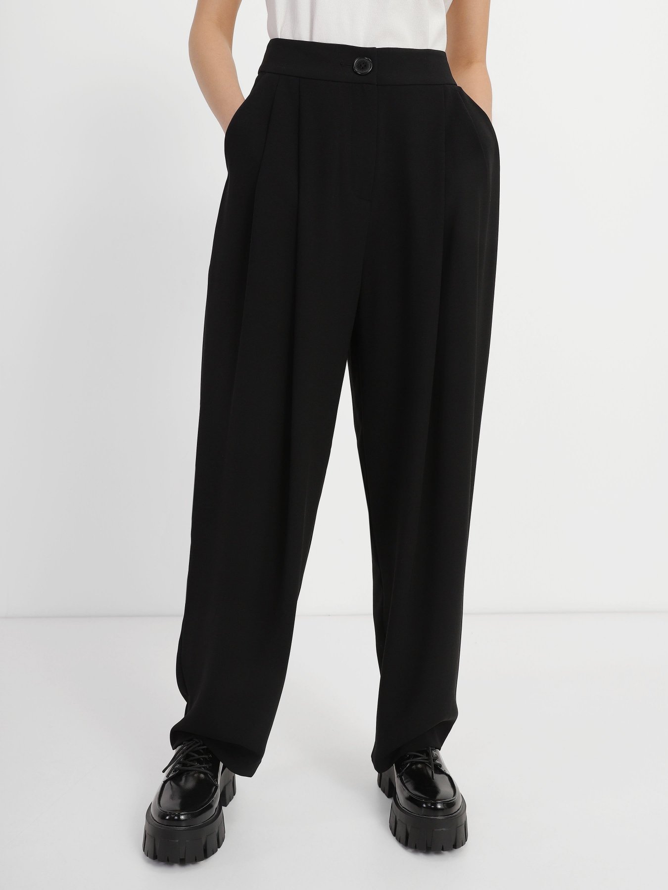 Чіноси Armani Exchange Basic by Armani модель 3RYP45-YN9JZ-1200 Фото