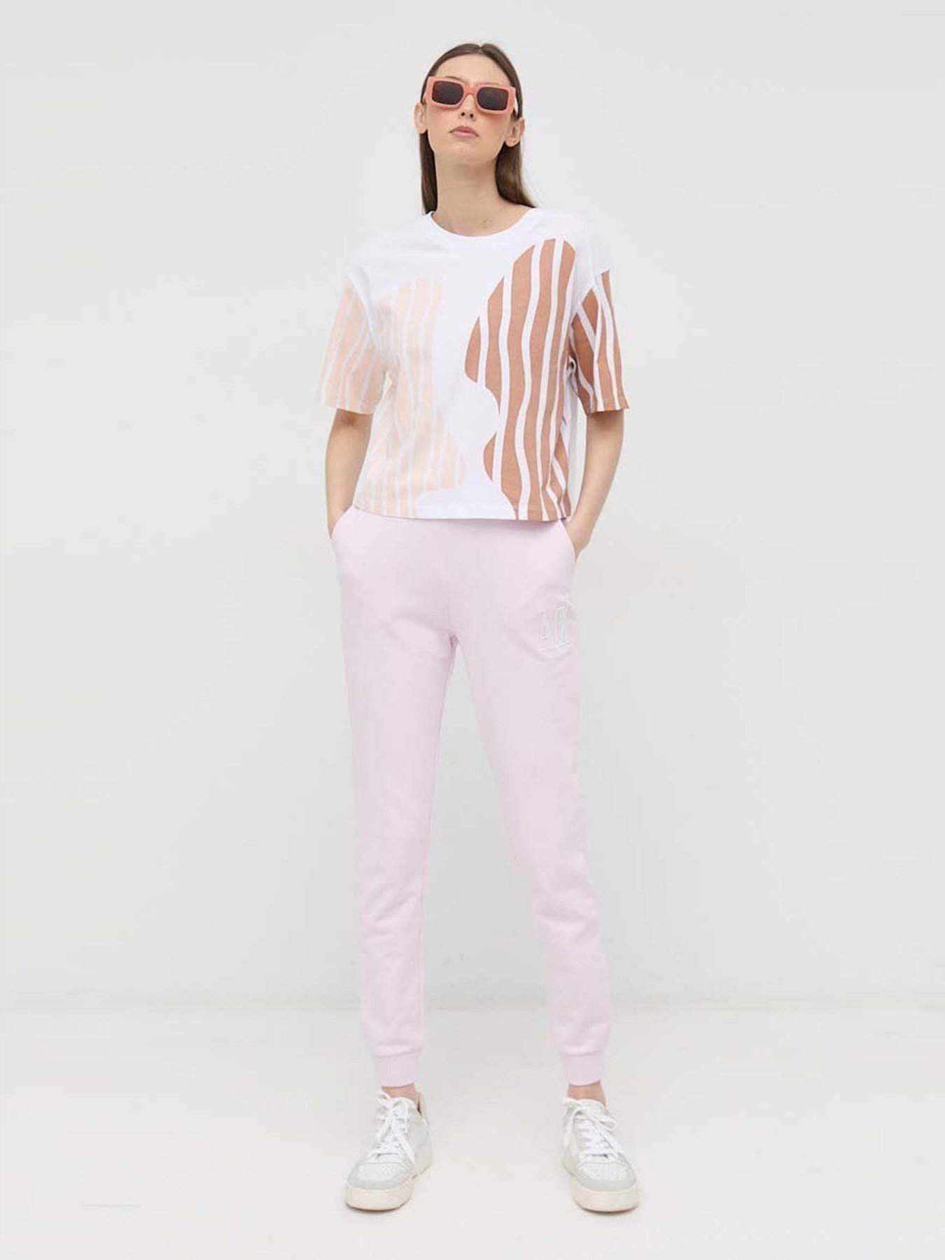 Футболка Armani Exchange модель 3RYT07-YJG3Z-1000 Фото