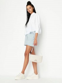 Джинсові шорти Armani Exchange модель 3RYJ71-Y1NZZ-1500 Джинсові шорти Armani Exchange модель 3RYJ71-Y1NZZ-1500 Фото