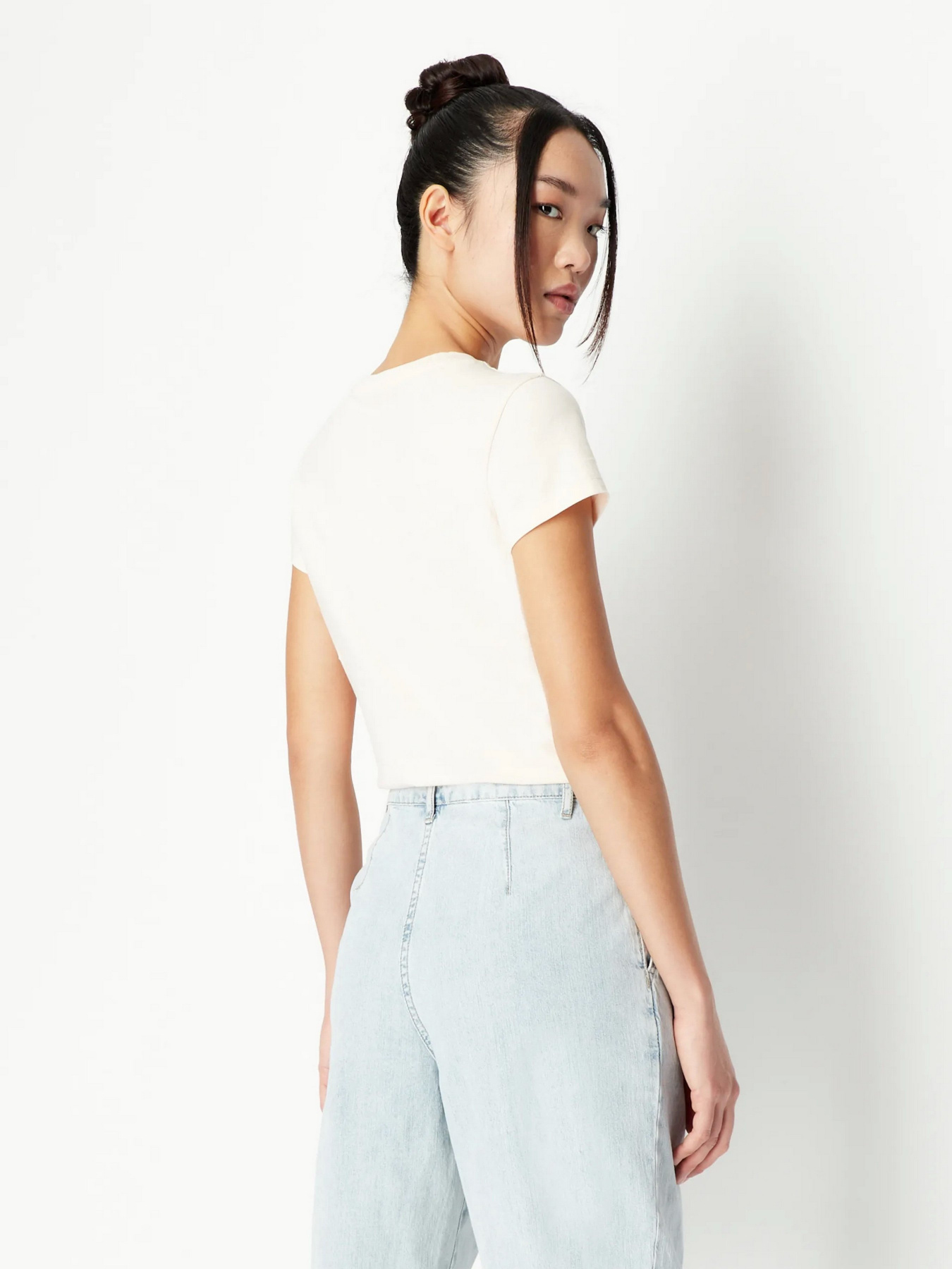 Футболка Armani Exchange модель 3RYTBV-YJG3Z-14AS Фото