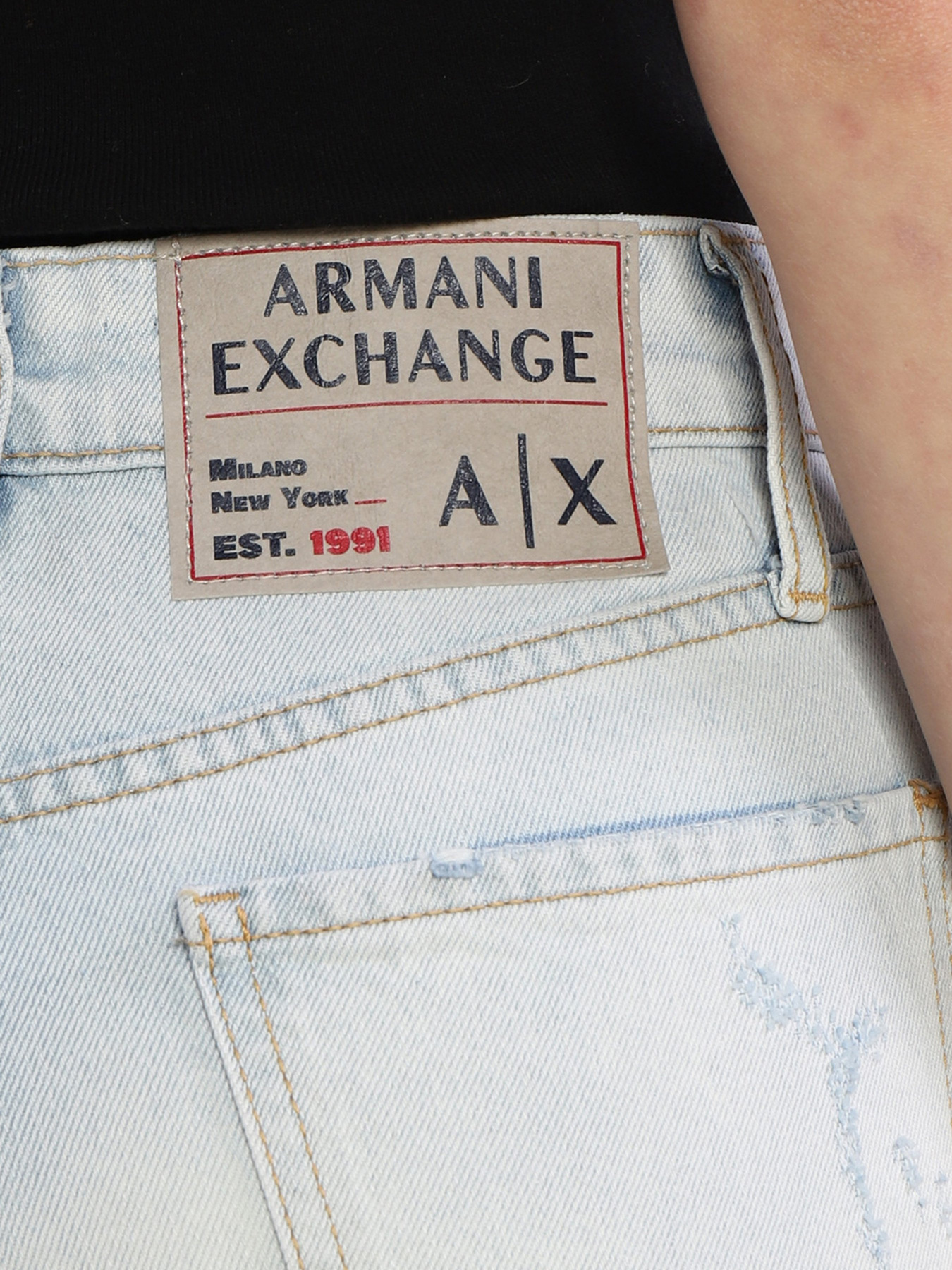 Прямые джинсы Armani Exchange J51 модель 3RYJ51-Y1MVZ-1500 Фото
