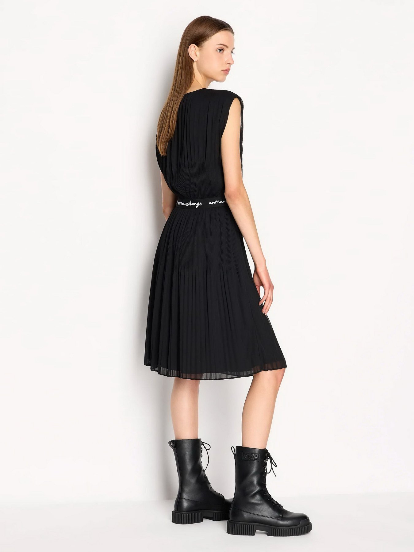 Сукня міді Armani Exchange модель 6RYA09-YN3PZ-1200 Фото