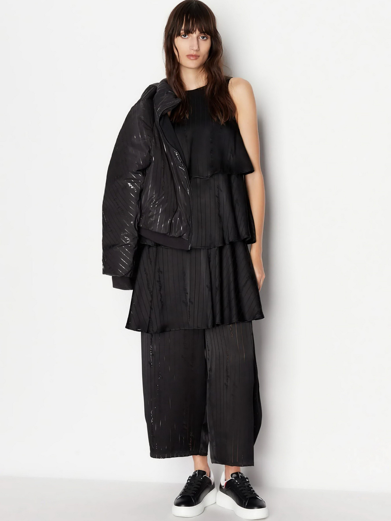 Демісезонна куртка Armani Exchange модель 6RYB06-YN1MZ-02EL Фото