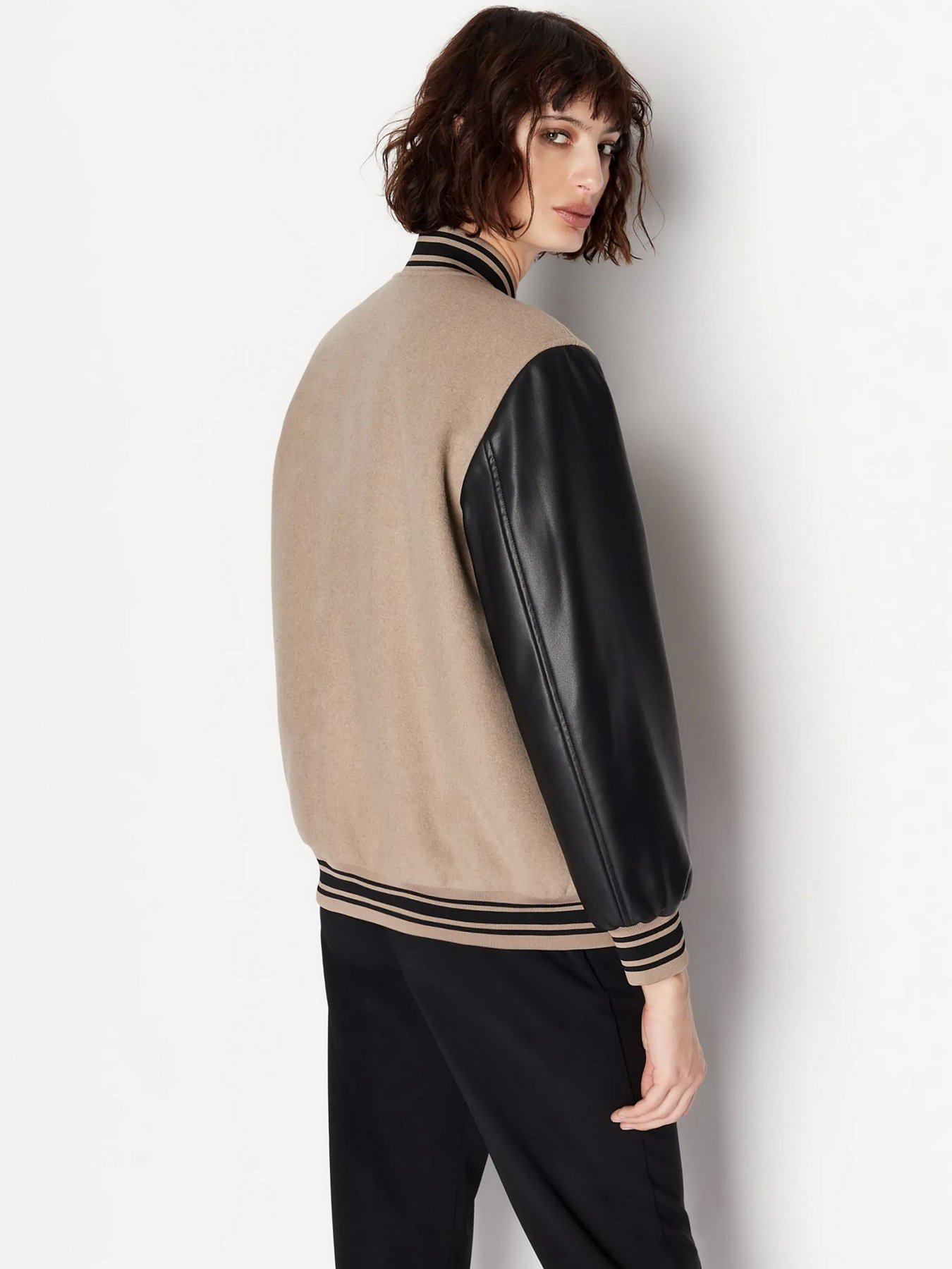 Бомбер Armani Exchange Campus модель 6RYB29-YN3MZ-4724 Фото