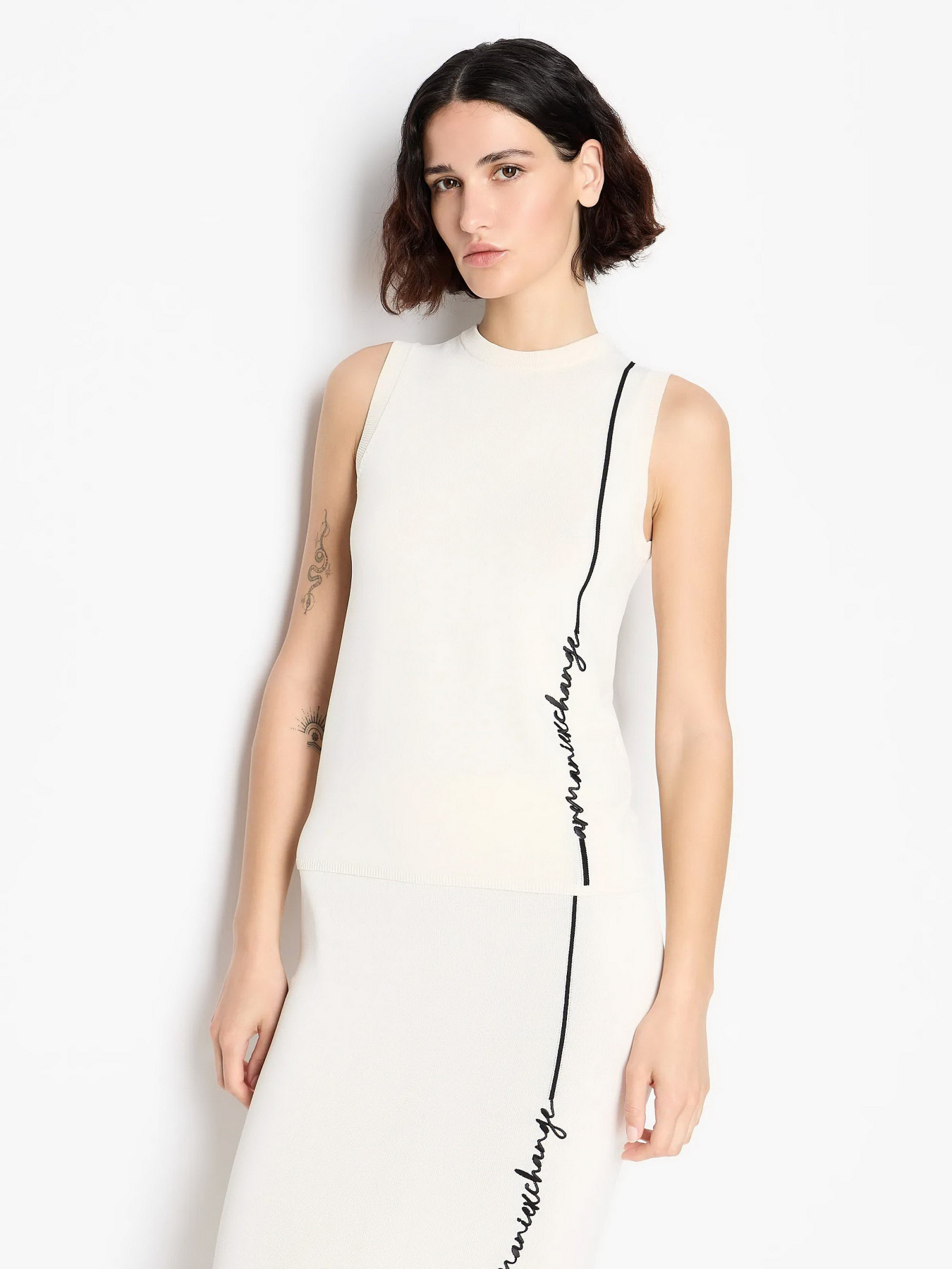 Майка Armani Exchange модель 6RYH1D-YMH6Z-1130 Фото