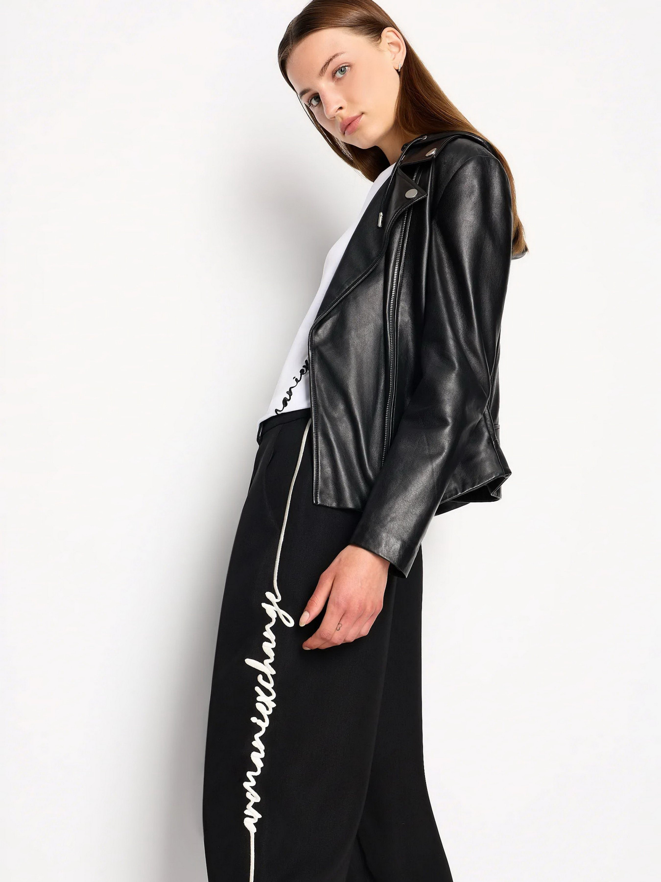 Повседневные штаны Armani Exchange модель 6RYP05-YN4LZ-1200 Фото