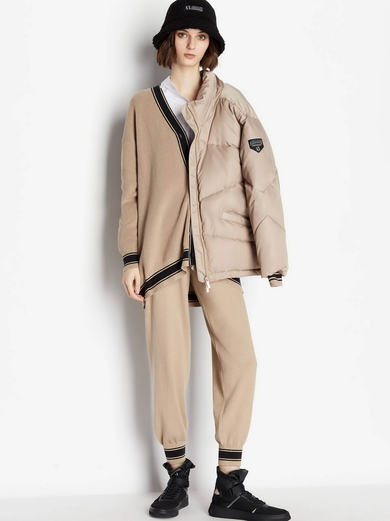 Зимова куртка Armani Exchange Campus модель 6RYB09-YN2MZ-0748 Зимова куртка Armani Exchange Campus модель 6RYB09-YN2MZ-0748 Фото