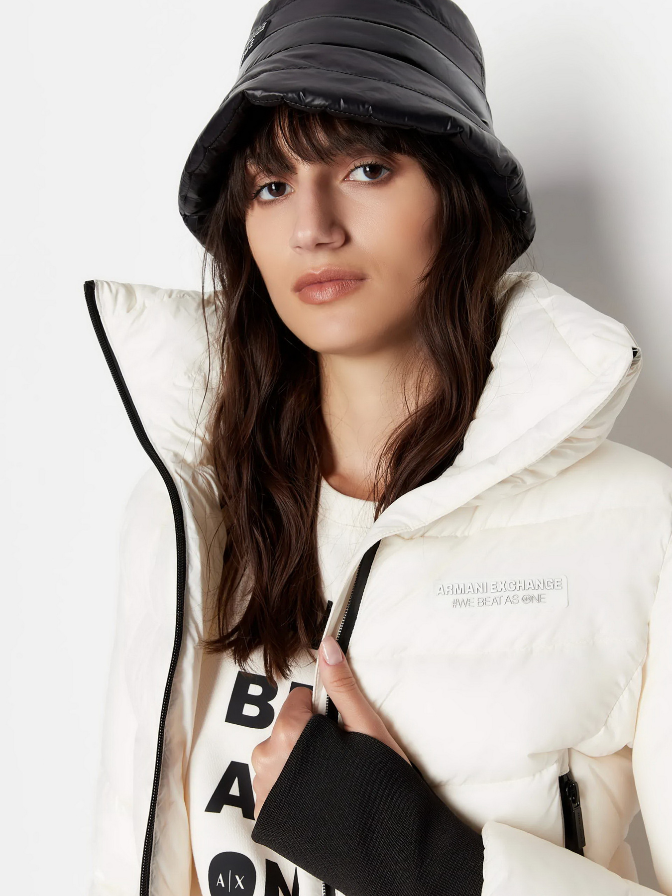 Зимова куртка Armani Exchange We beats as one модель 6RYB19-YN4MZ-1130 Фото