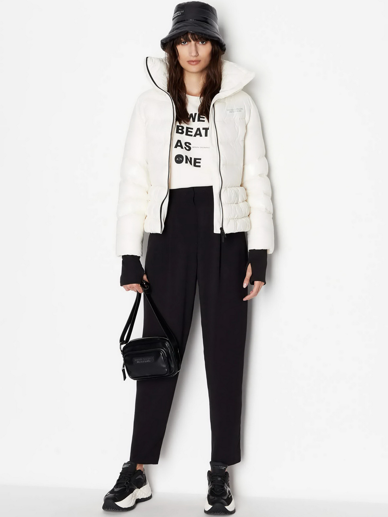 Зимова куртка Armani Exchange We beats as one модель 6RYB19-YN4MZ-1130 Фото