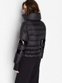 Зимняя куртка Armani Exchange We beats as one модель 6RYB19-YN4MZ-1200 Фото