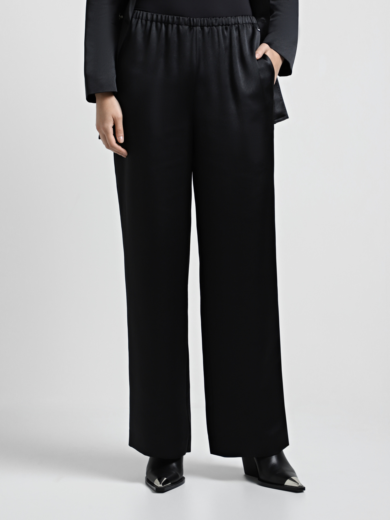 Брюки повседневные Armani Exchange модель 6DYP11-YN4UZ-1200 Фото