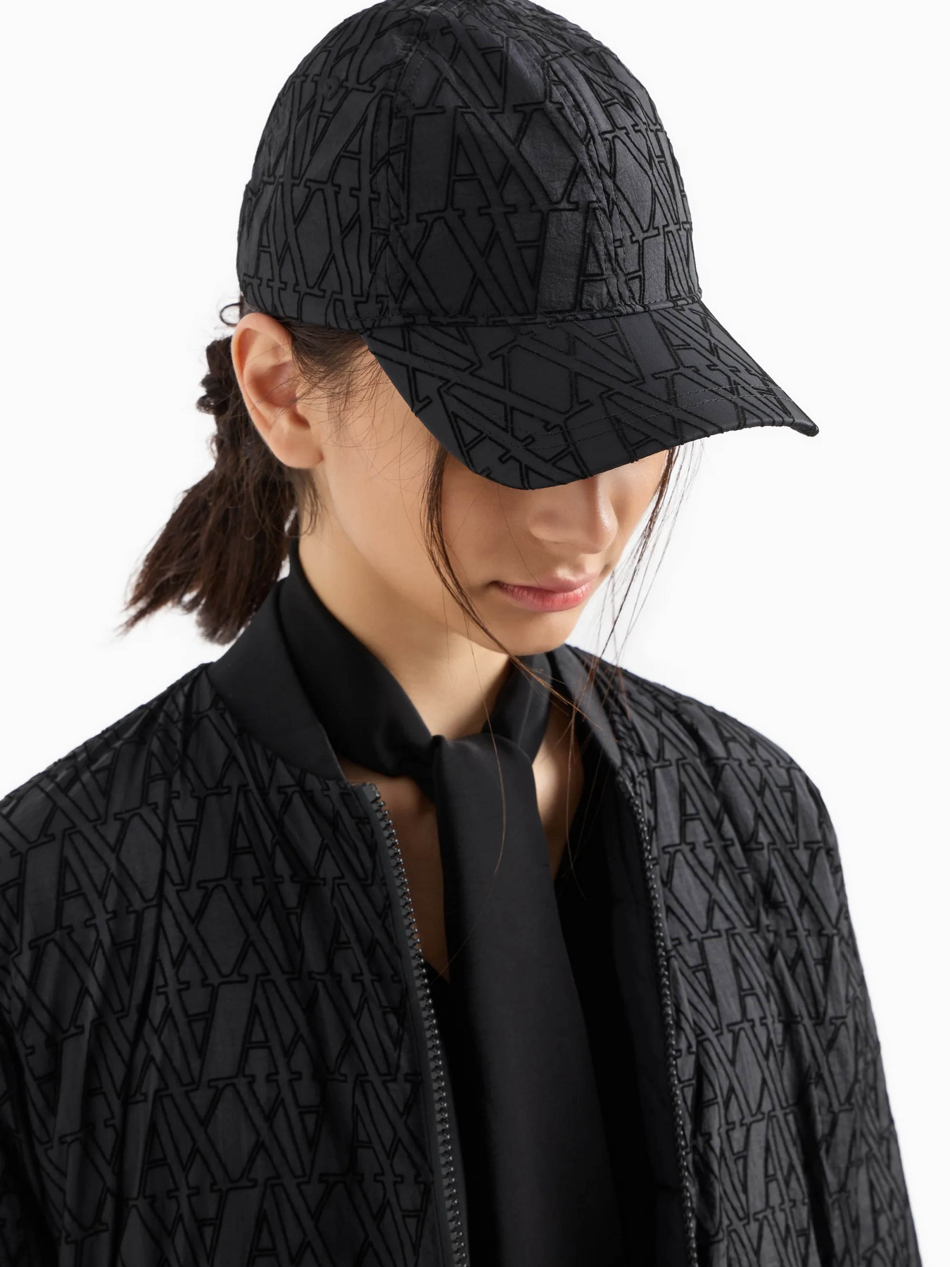 Куртки и дубленки Armani Exchange модель 6DYK07-YN2UZ-1200 Фото