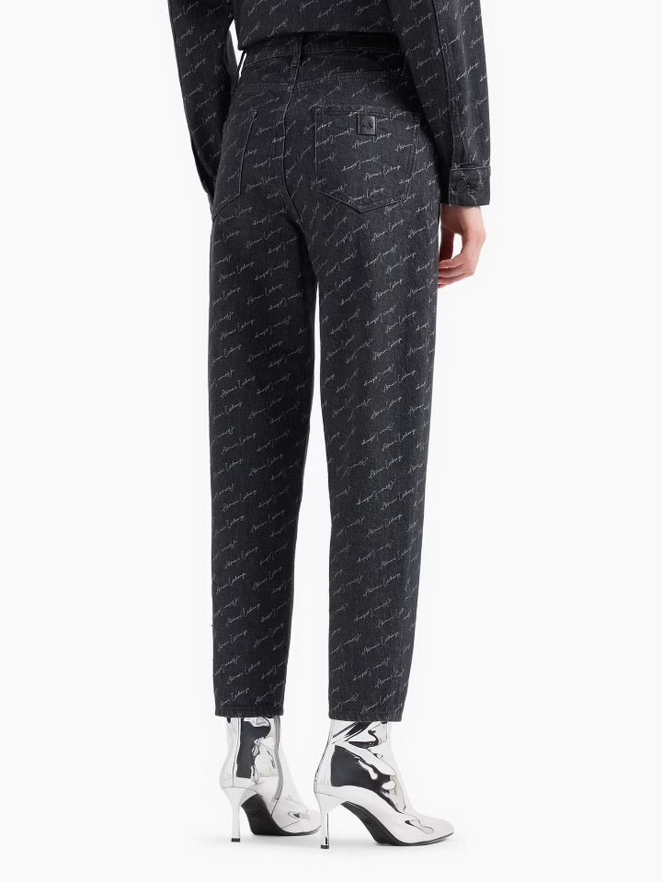 Бойфренды Armani Exchange модель 6DYJ51-Y18BZ-42AC Фото