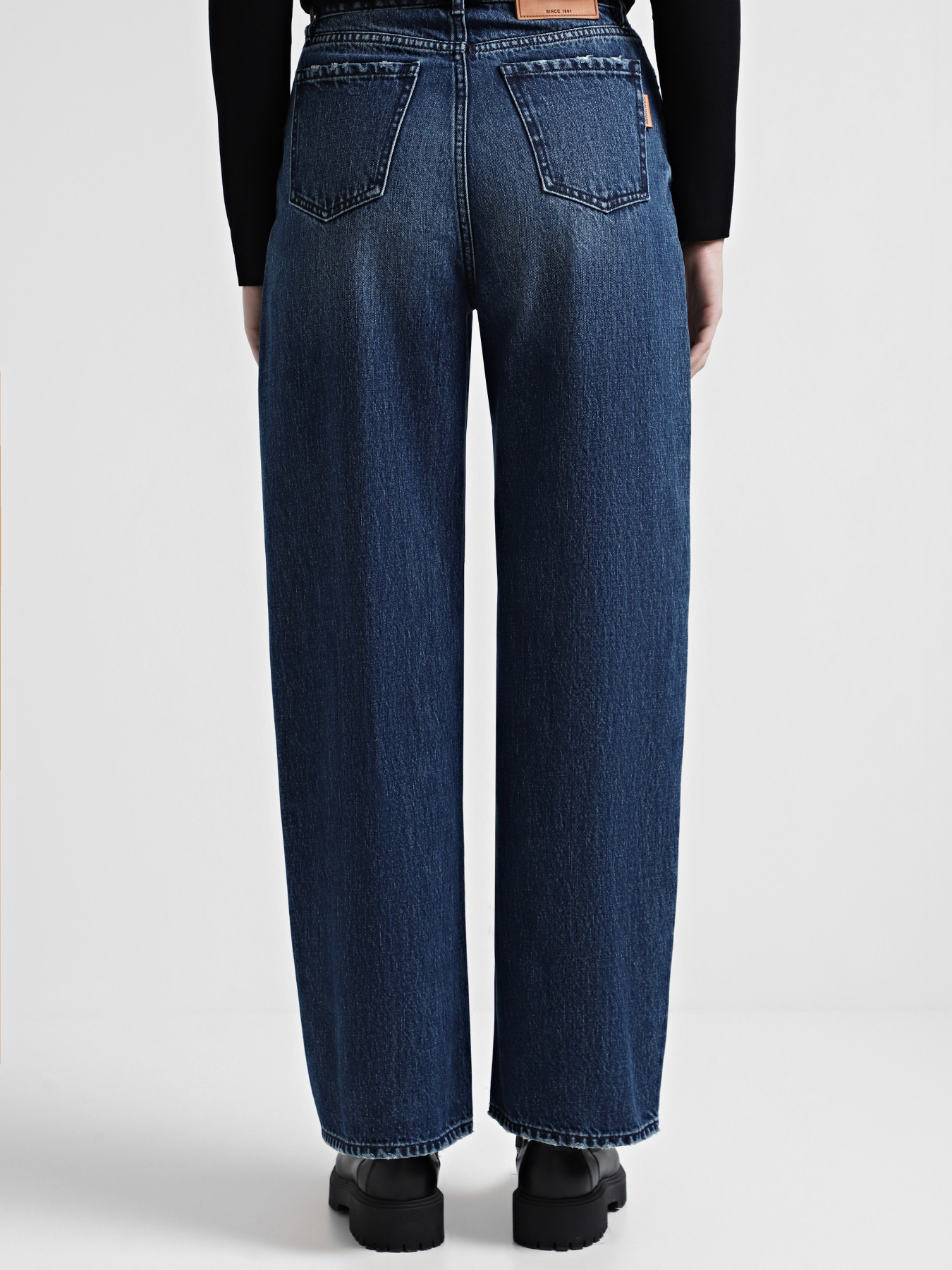 Широкие джинсы Armani Exchange модель 6DYJ38-Y19HZ-05EJ Фото