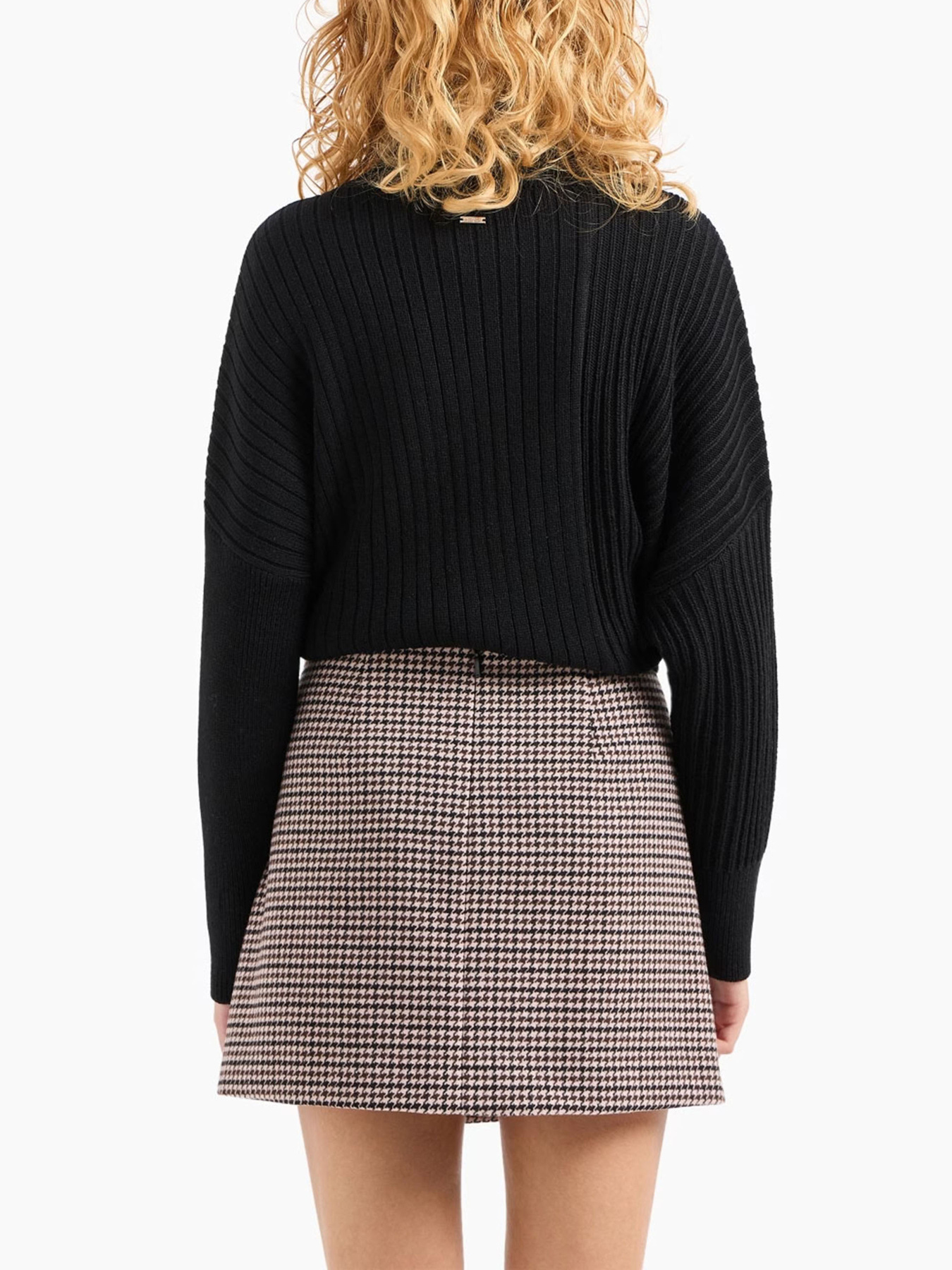 Юбка мини Armani Exchange модель 6DYN16-YN2XZ-54AF Фото