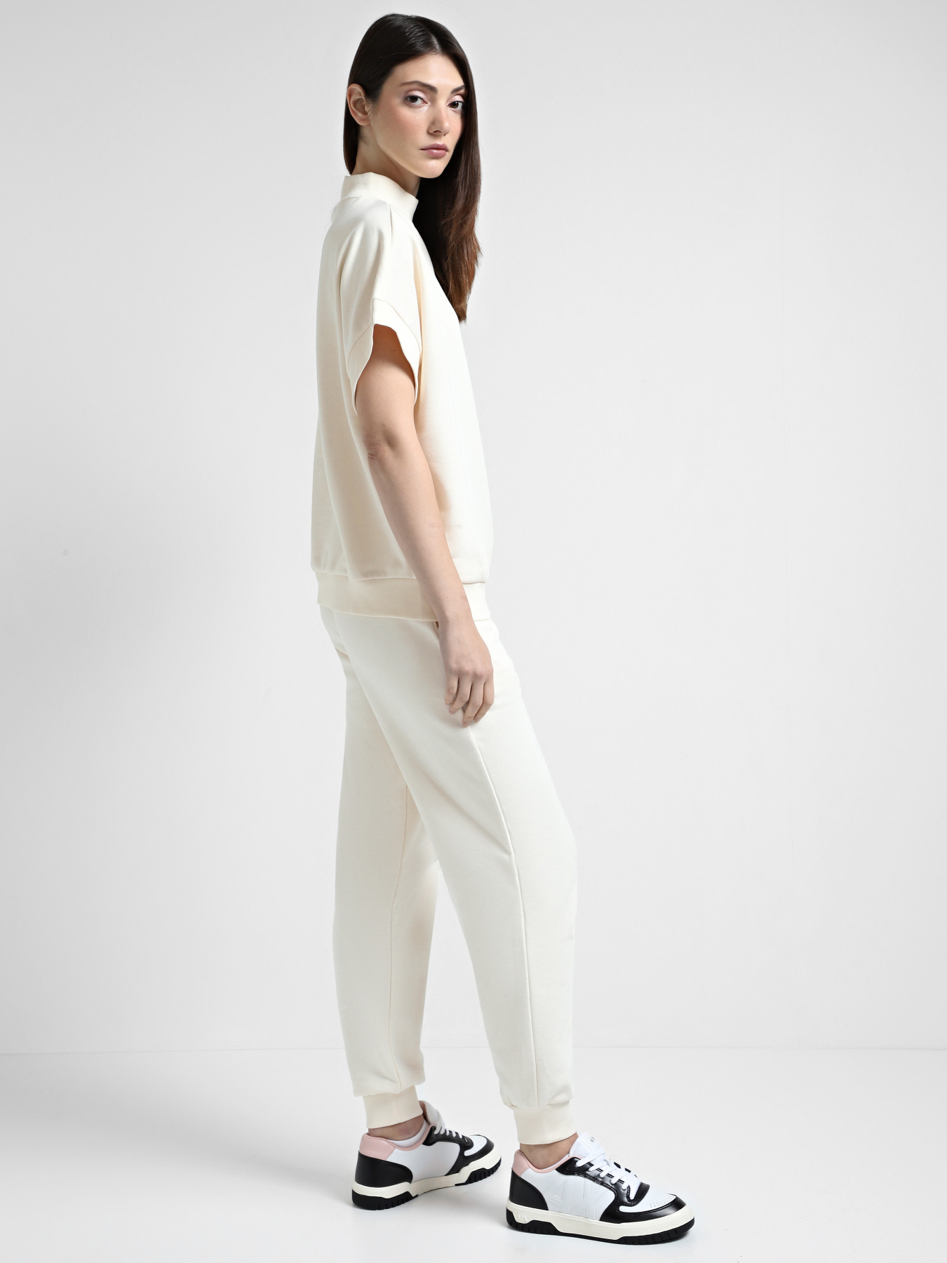 Джоггеры Armani Exchange модель 6DYP70-YJEEZ-1130 Фото