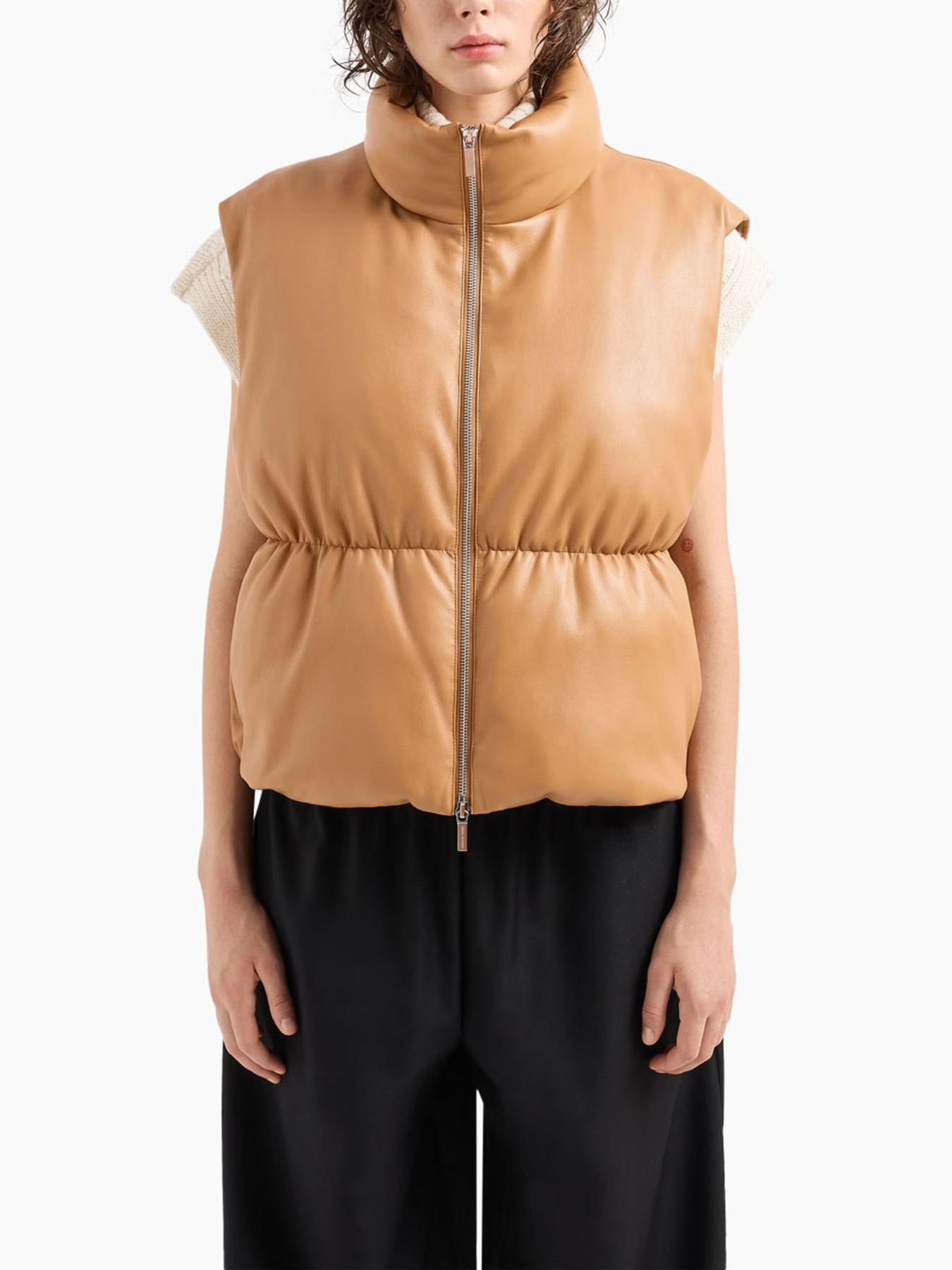 Утеплений жилет Armani Exchange модель 6DYQ21-YNNYZ-1788 Фото