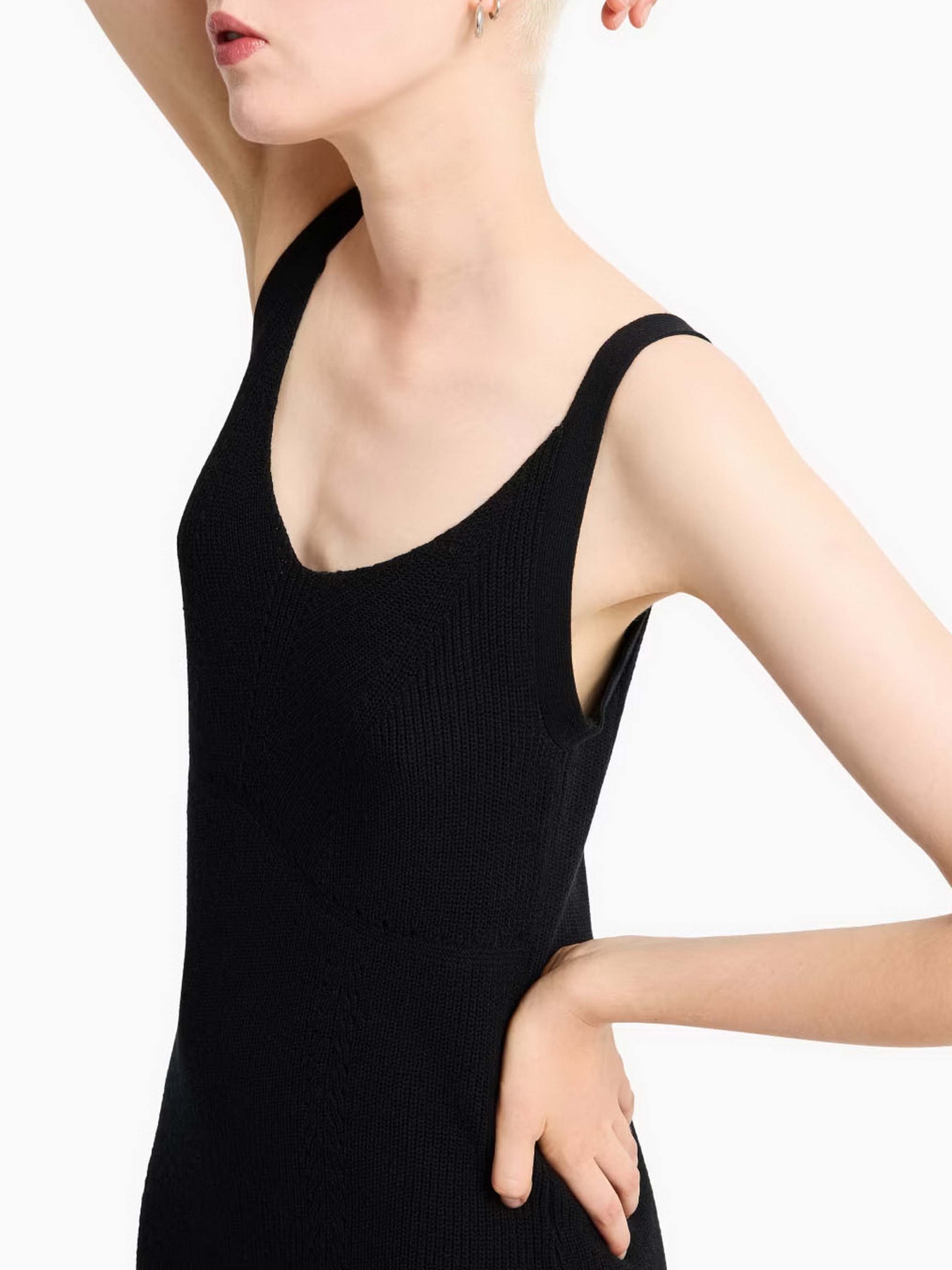 Платье миди Armani Exchange модель 6DYA1Q-YM1VZ-1200 Платье миди Armani Exchange модель 6DYA1Q-YM1VZ-1200 Фото