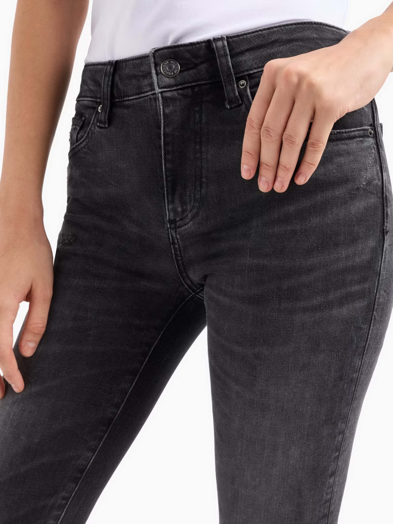 Скинни джинсы Armani Exchange модель 6DYJ01-Y18HZ-0204 Скинни джинсы Armani Exchange модель 6DYJ01-Y18HZ-0204 Фото