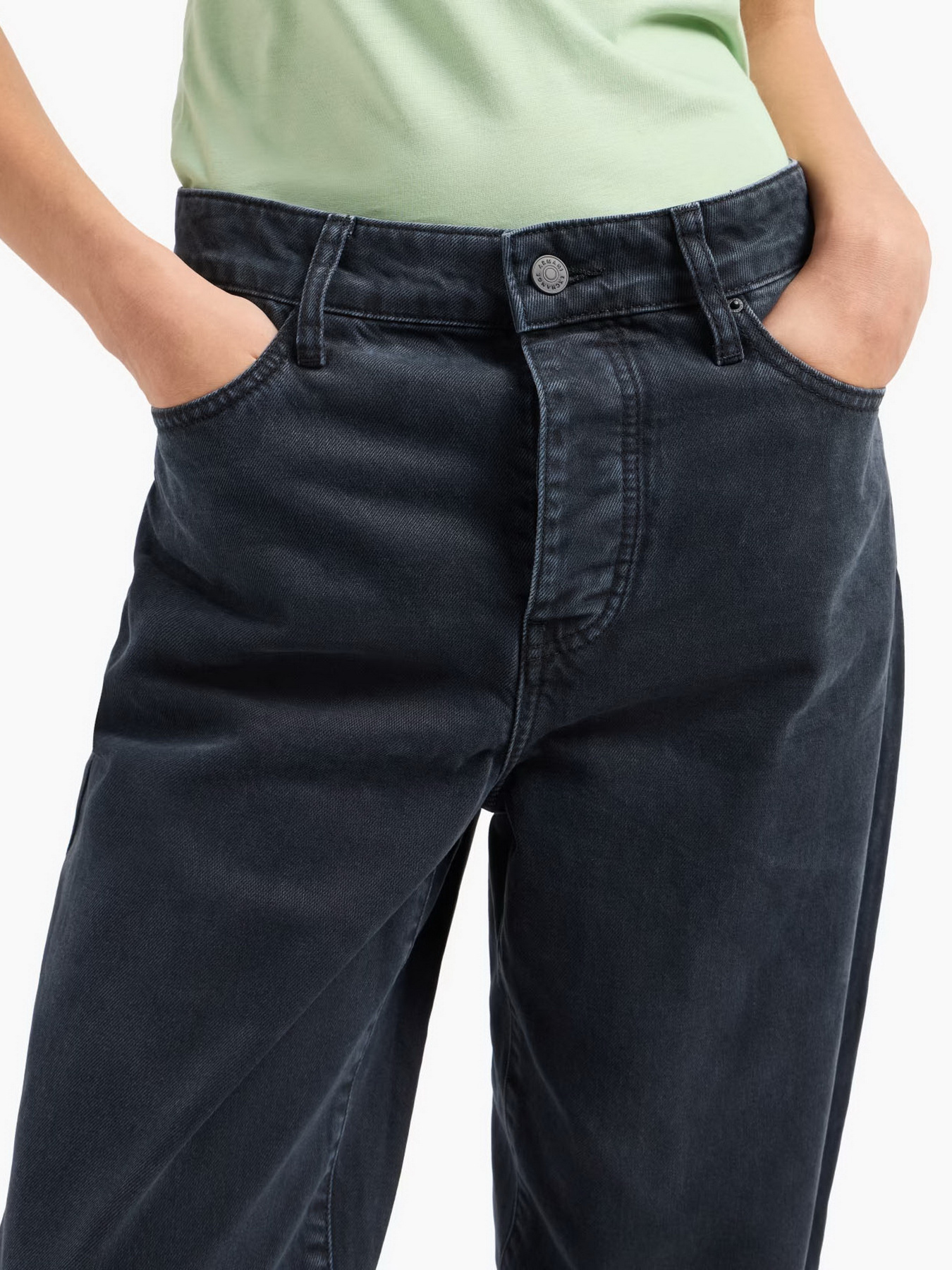 Бойфренды Armani Exchange модель 6DYJ51-Y18KZ-1500 Фото