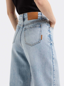 Прямые джинсы Armani Exchange модель XW000100-AF12860-MB001 Прямые джинсы Armani Exchange модель XW000100-AF12860-MB001 Фото