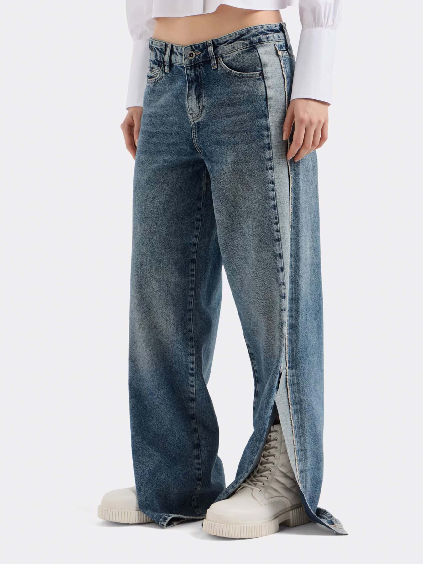 Широкие джинсы Armani Exchange модель XW000308-AF12091-MB002 Фото