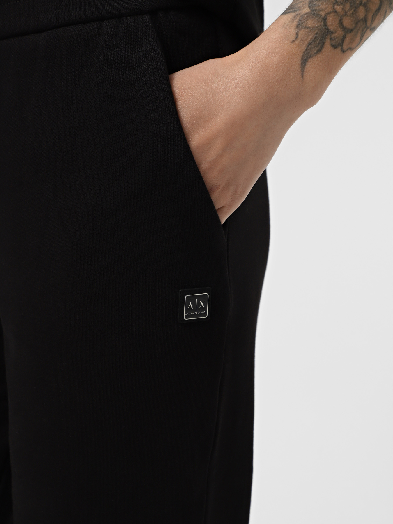 Штаны спортивные Armani Exchange модель XW000089-AF10172-UC001 Штаны спортивные Armani Exchange модель XW000089-AF10172-UC001 Фото