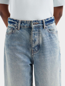 Бойфренди Armani Exchange модель XW000128-AF10869-MB001 Фото