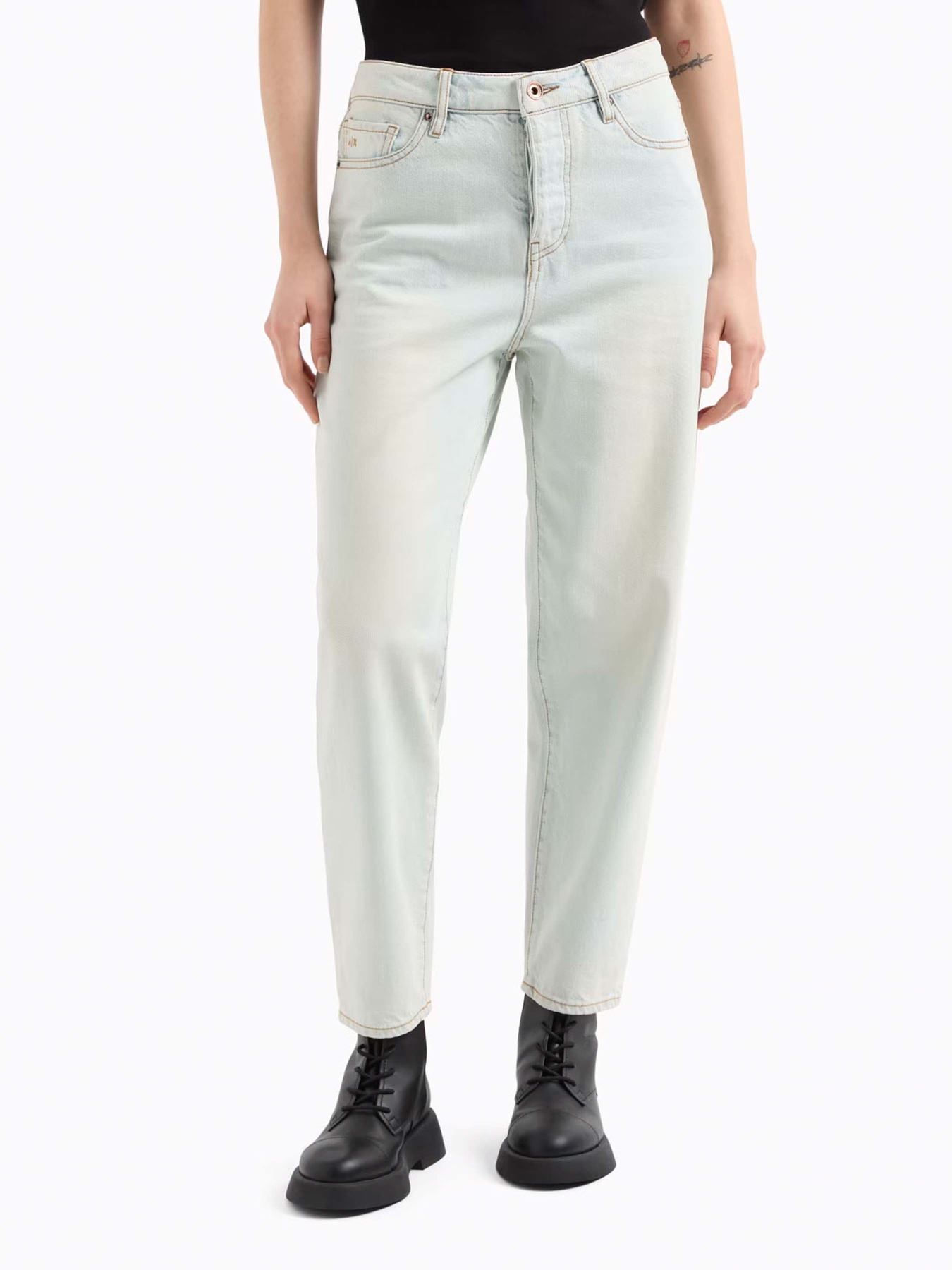 Бойфренды Armani Exchange модель XW000128-AF12855-MB001 Фото