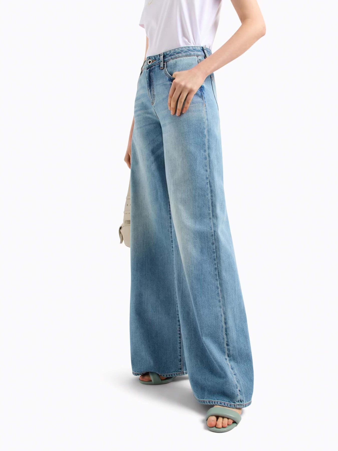 Широкі джинси Armani Exchange модель XW001184-AF12851-MB003 Фото