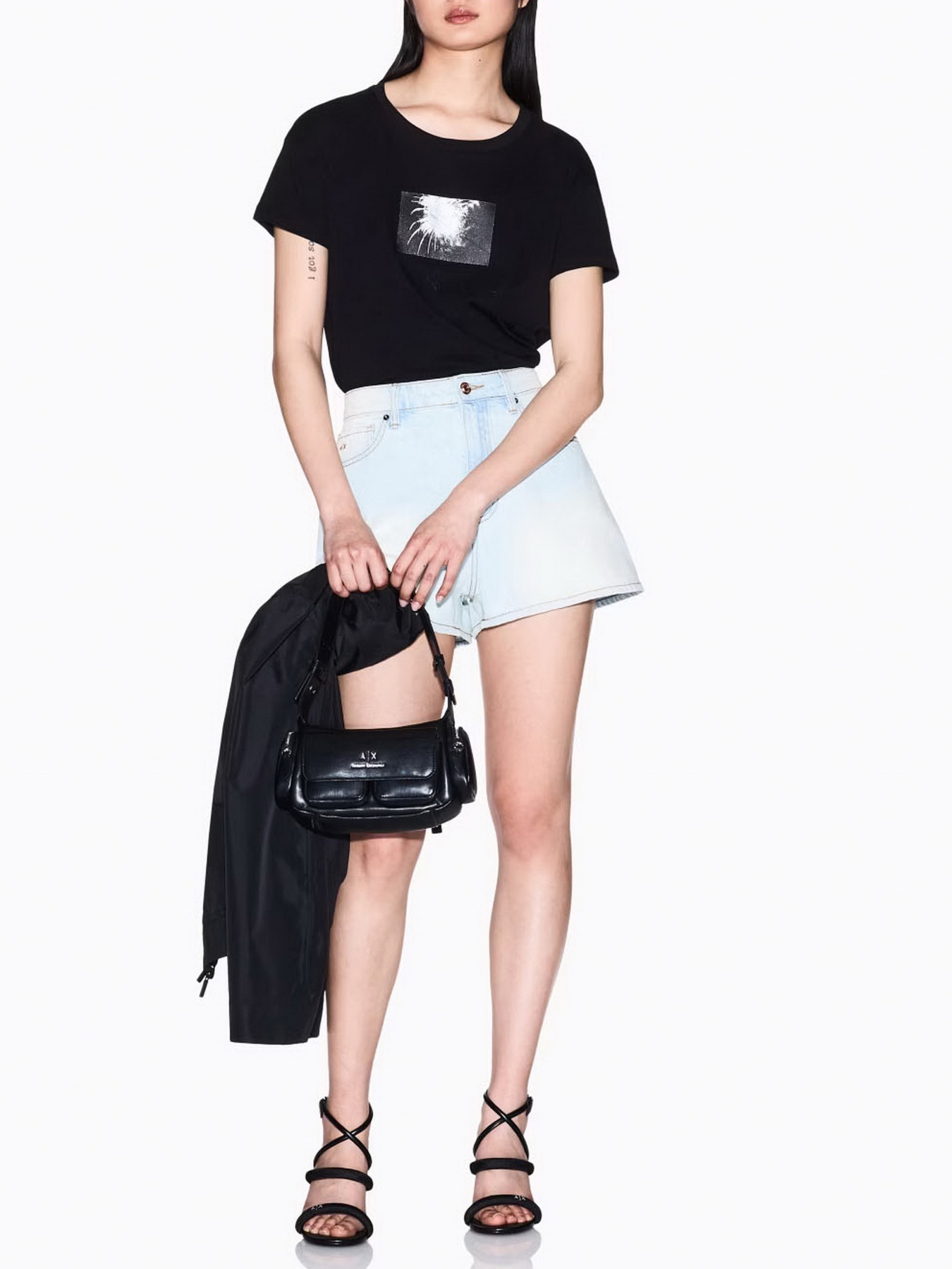 Шорты джинсовые Armani Exchange модель XW000135-AF12855-MB001 Фото