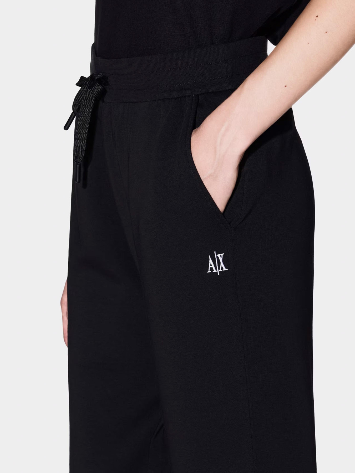 Джогери Armani Exchange модель XW000824-AF10818-UC001 Фото