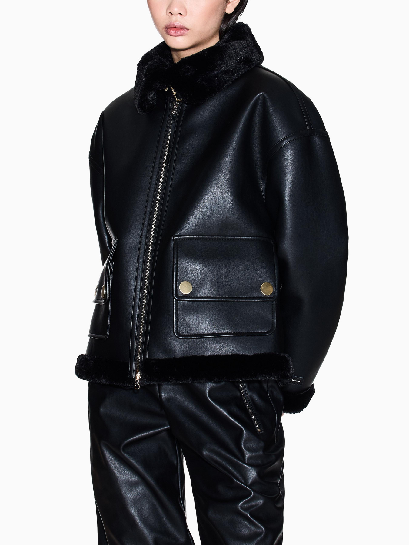 Дублянка Armani Exchange модель XW000713-AF16389-UC001 Фото