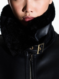 Дублянка Armani Exchange модель XW000713-AF16389-UC001 Фото