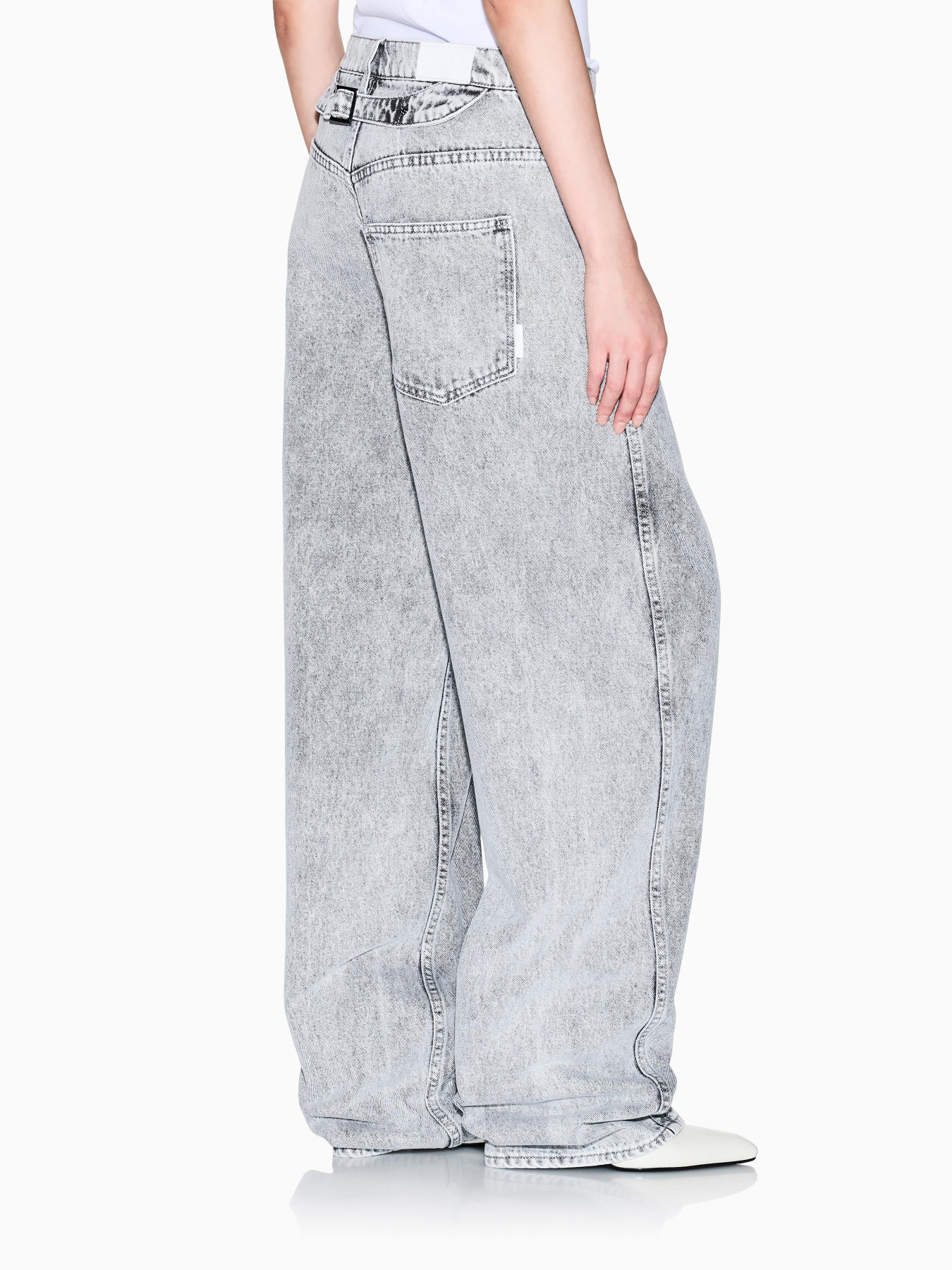 Широкі джинси Armani Exchange модель XW001404-AF16180-M8088 Фото