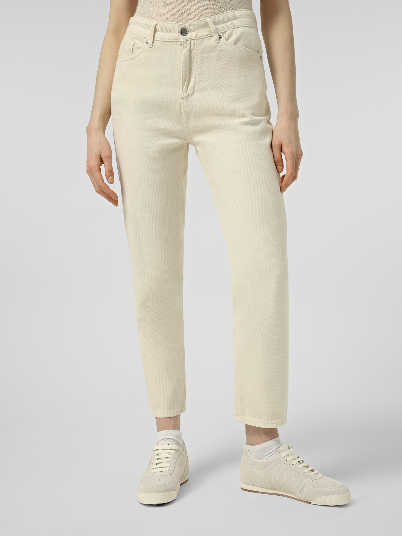 Джинсы мом Armani Exchange модель XW000073-AF12858-U1003 Фото