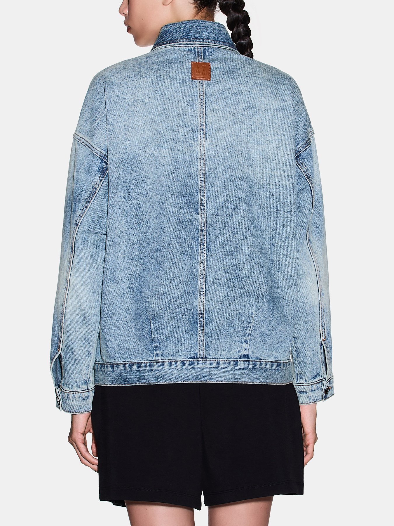 Armani Exchange XW000902-AF10869-MB001 модель XW000902-AF10869-MB001 Фото