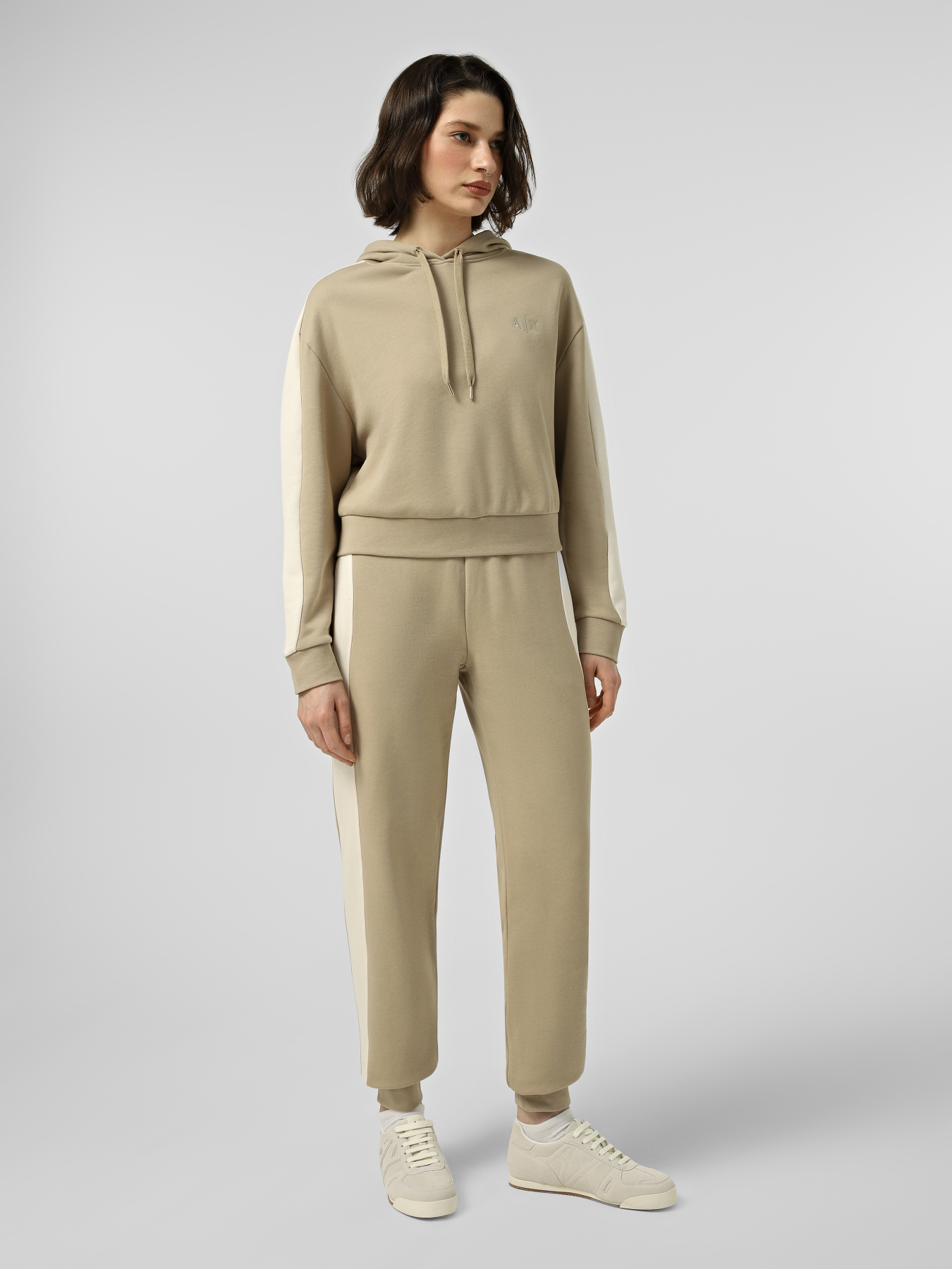 Джоггеры Armani Exchange модель XW001743-AF14284-M1283 Фото