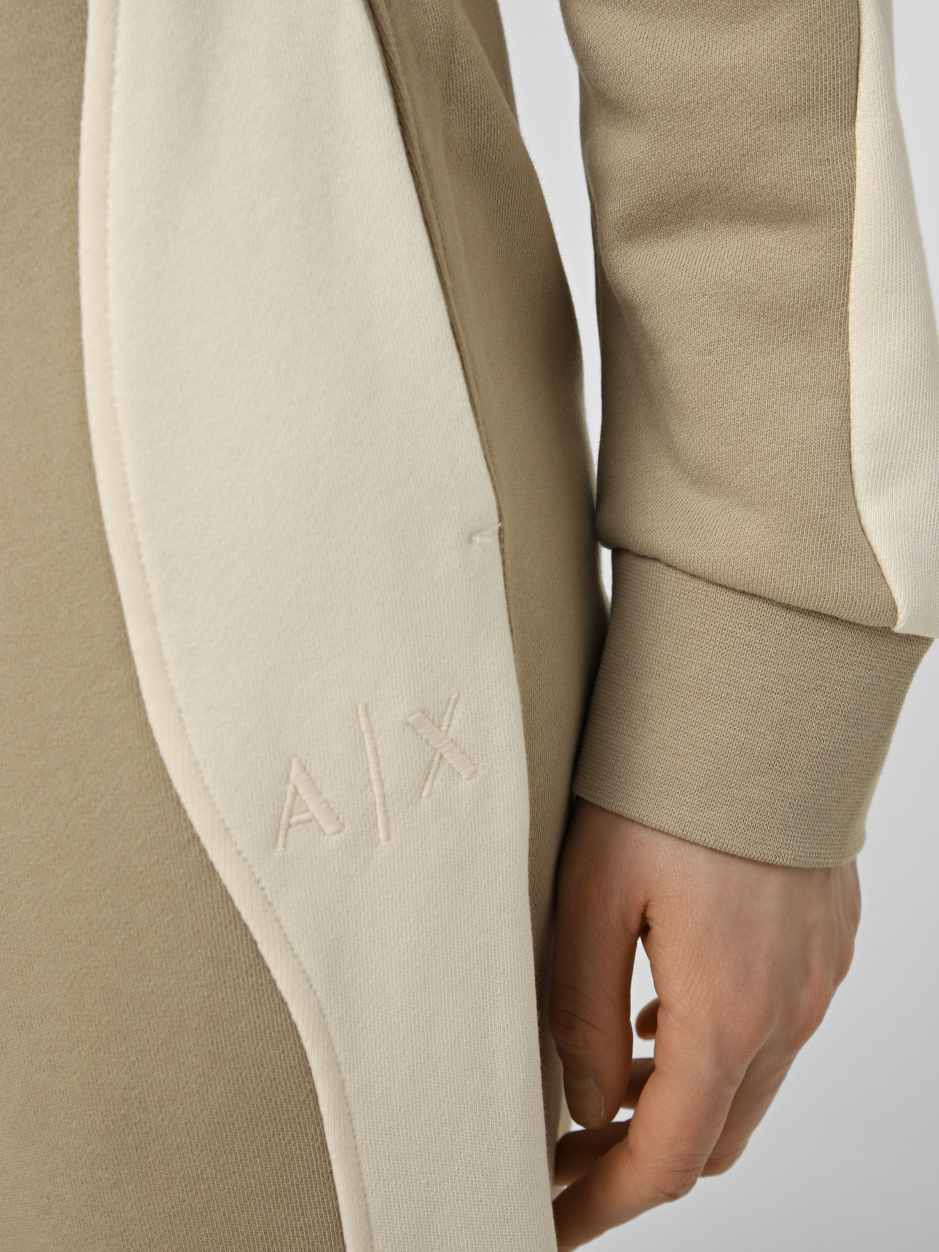 Джоггеры Armani Exchange модель XW001743-AF14284-M1283 Фото