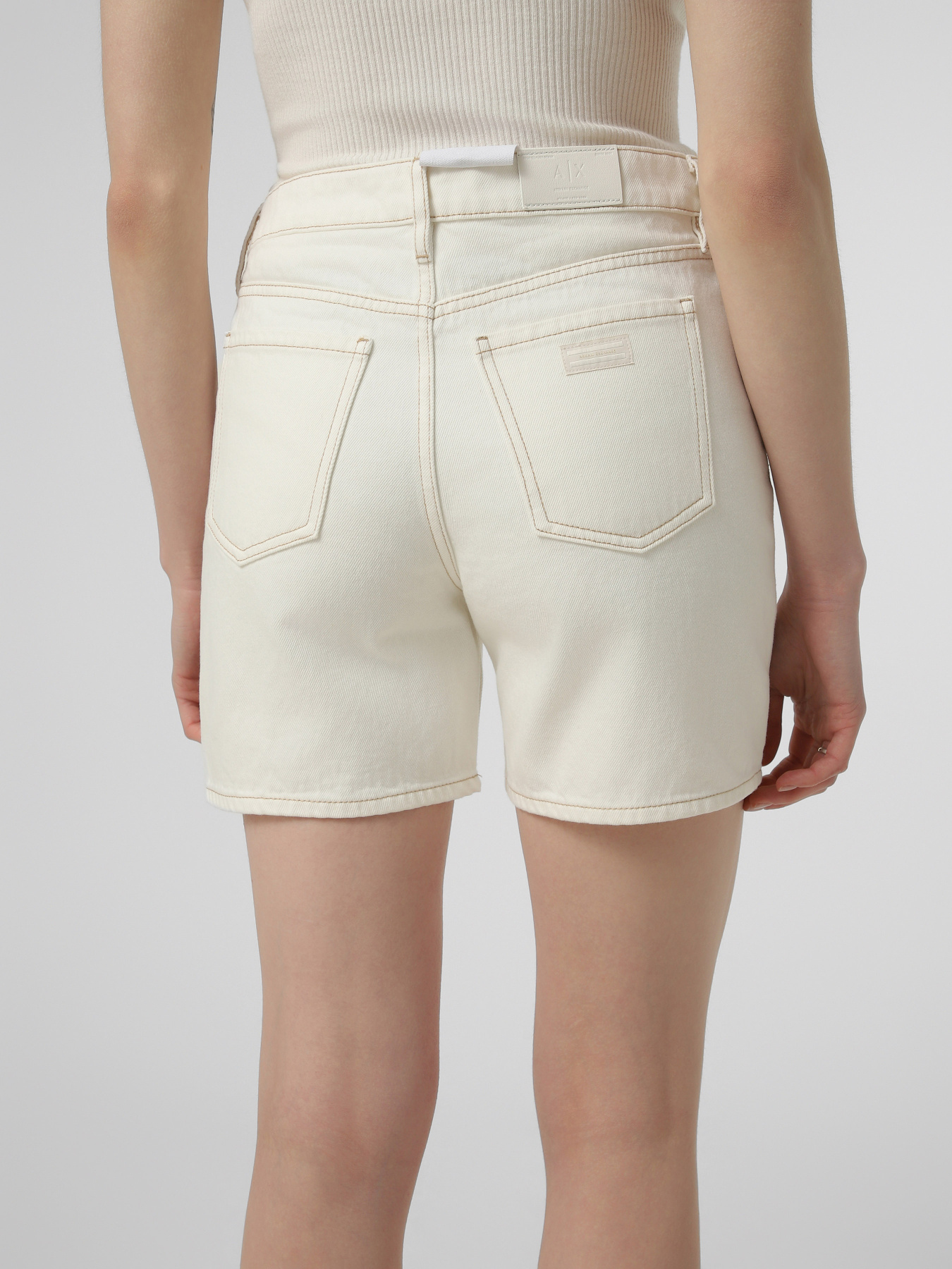 Шорты Armani Exchange модель XW002272-AF21335-M0054 Фото